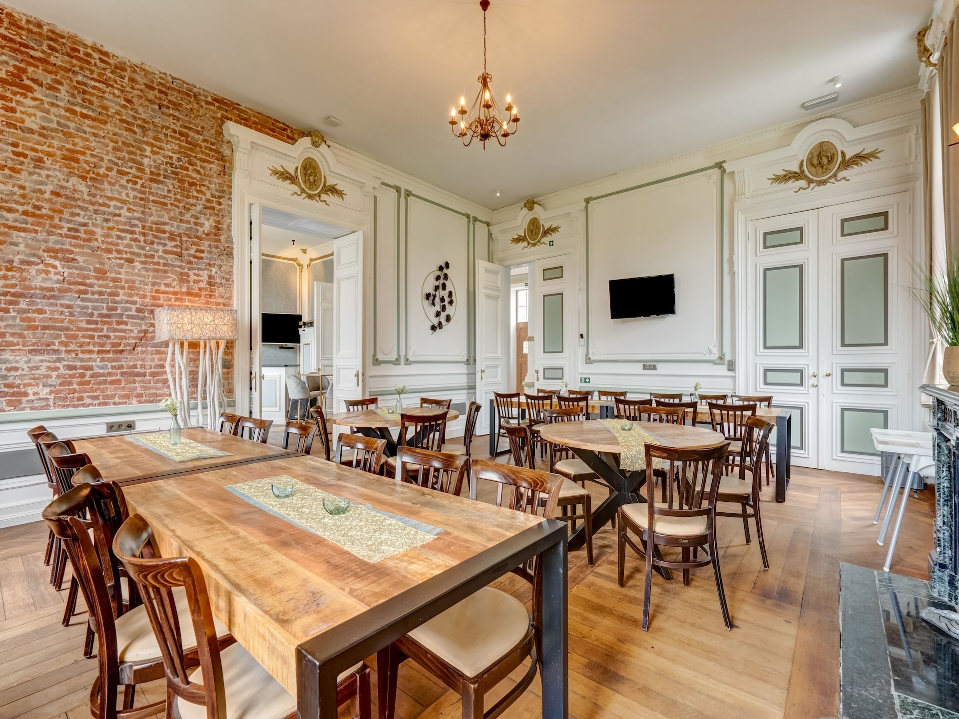 Sprookjesachtig kasteel voor 40 personen in de bossen bij Gesves - foto 5