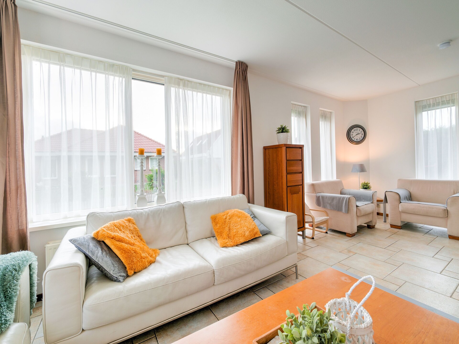 Luxe vakantiehuis Zonnig Hosterwold met zwembad en tennisbaan in Zeewolde - foto 13