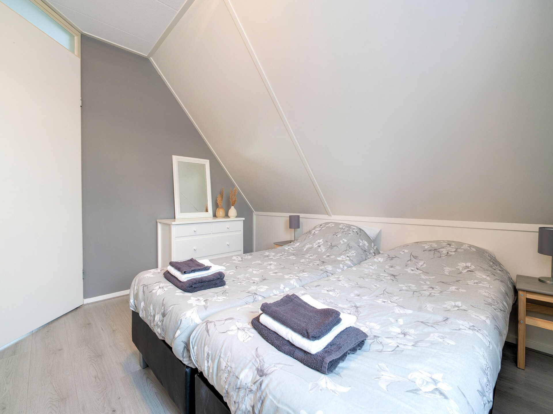 Luxe vakantiehuis Zonnig Hosterwold met zwembad en tennisbaan in Zeewolde - foto 19