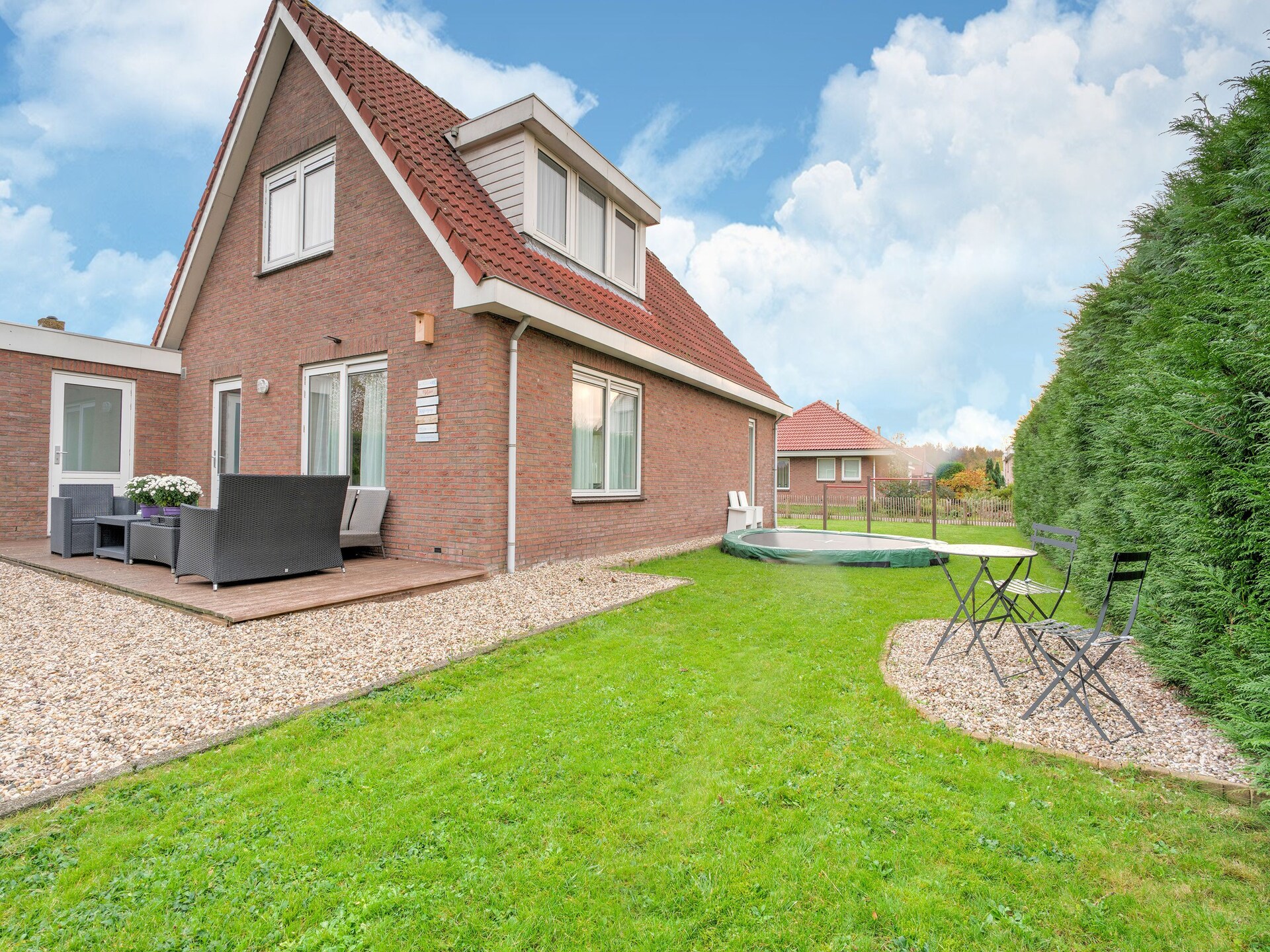 Luxe vakantiehuis Zonnig Hosterwold met zwembad en tennisbaan in Zeewolde - foto 7