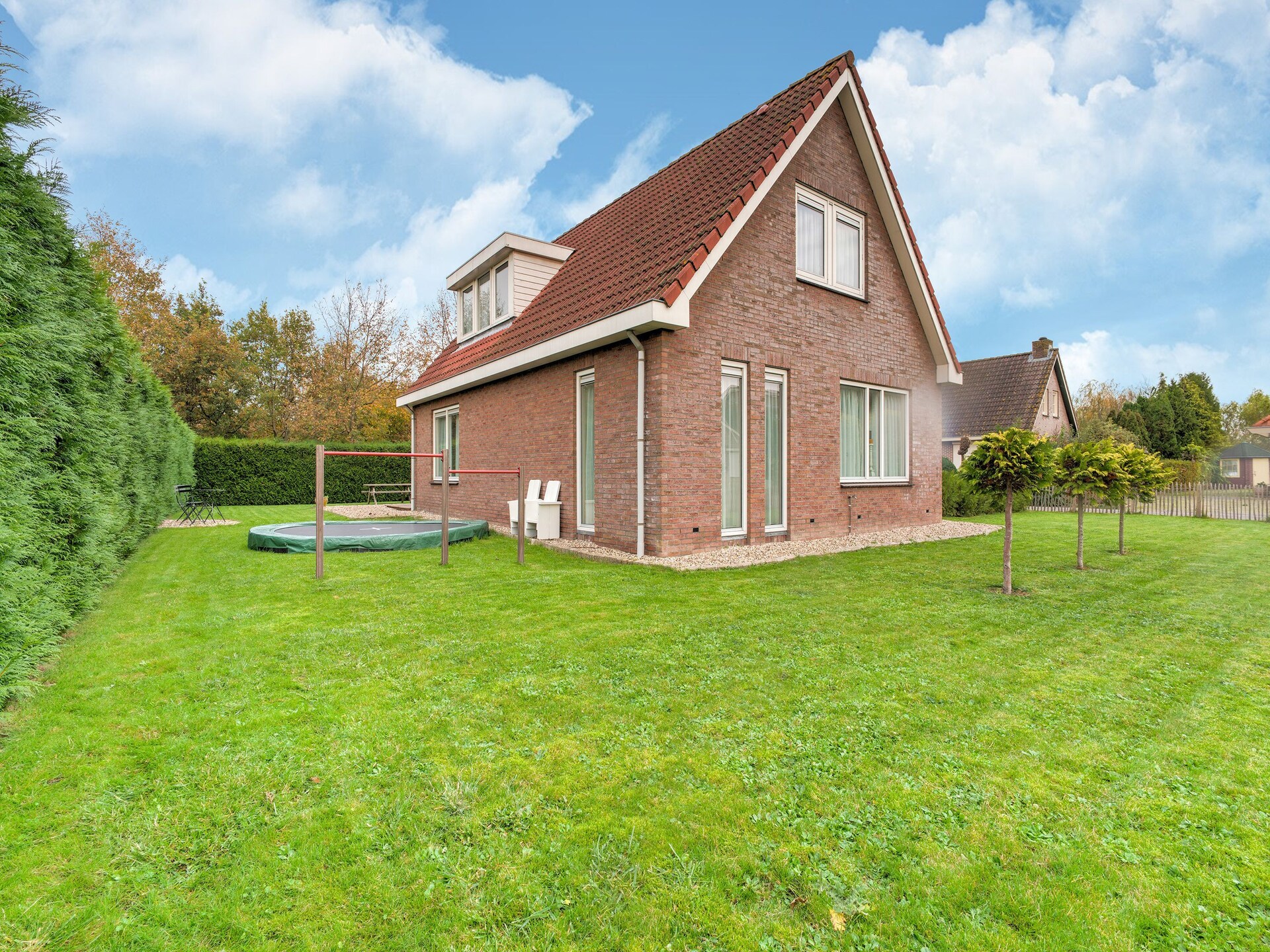 Luxe vakantiehuis Zonnig Hosterwold met zwembad en tennisbaan in Zeewolde - foto 8