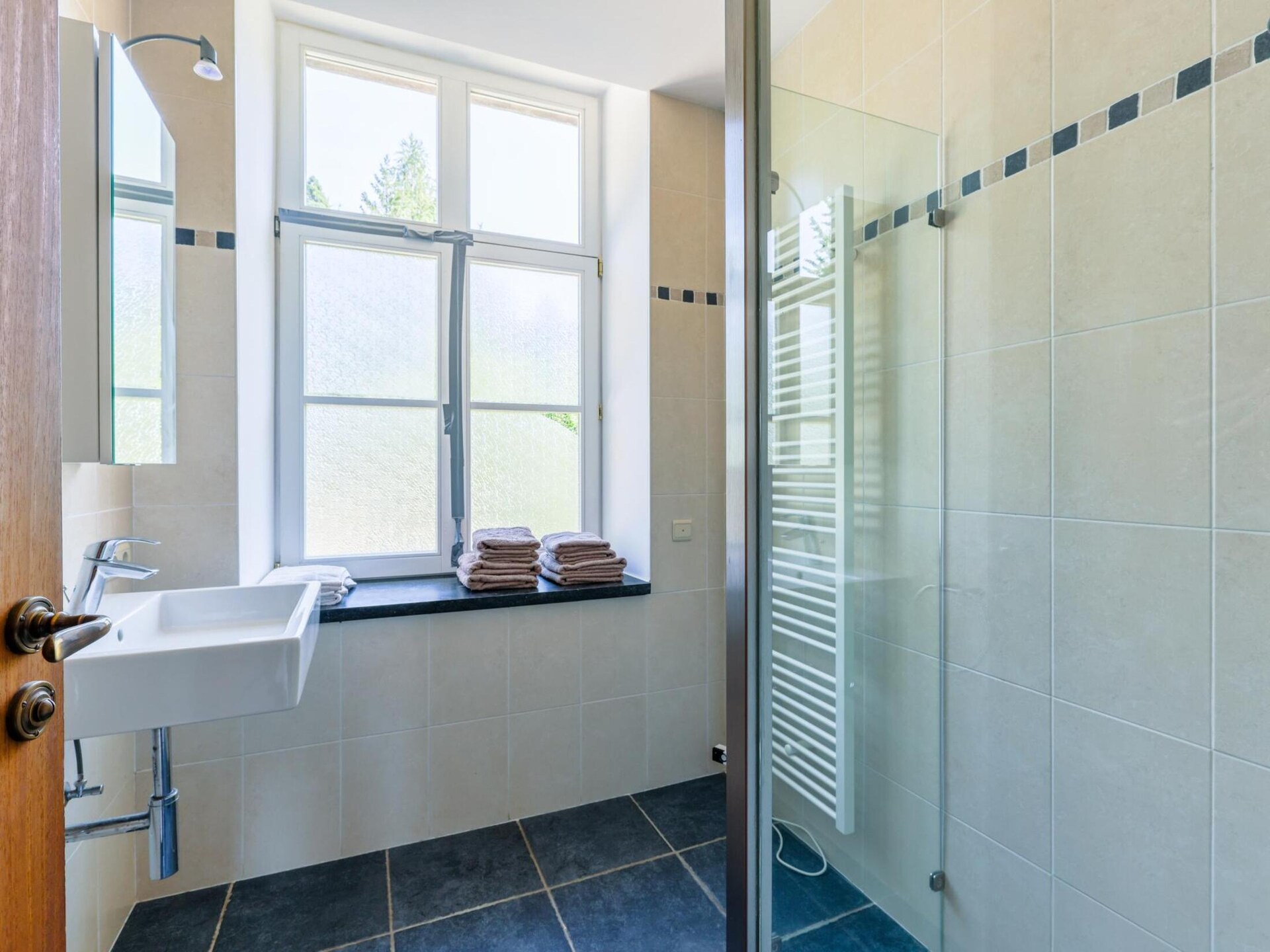 Historisch kasteelappartement in het hart van Aywaille · 6 pers. - foto 19