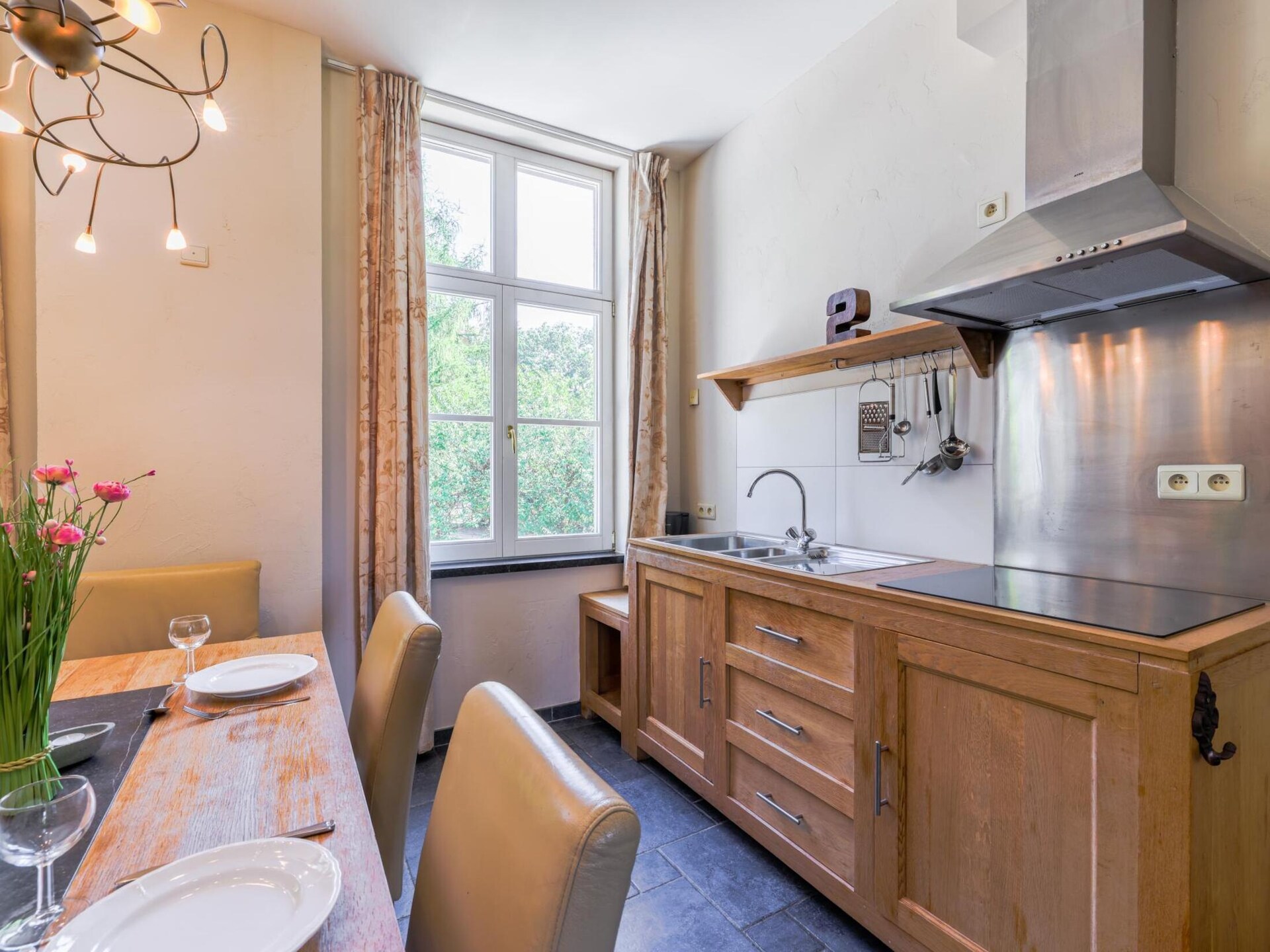 Historisch kasteelappartement in het hart van Aywaille · 6 pers. - foto 12