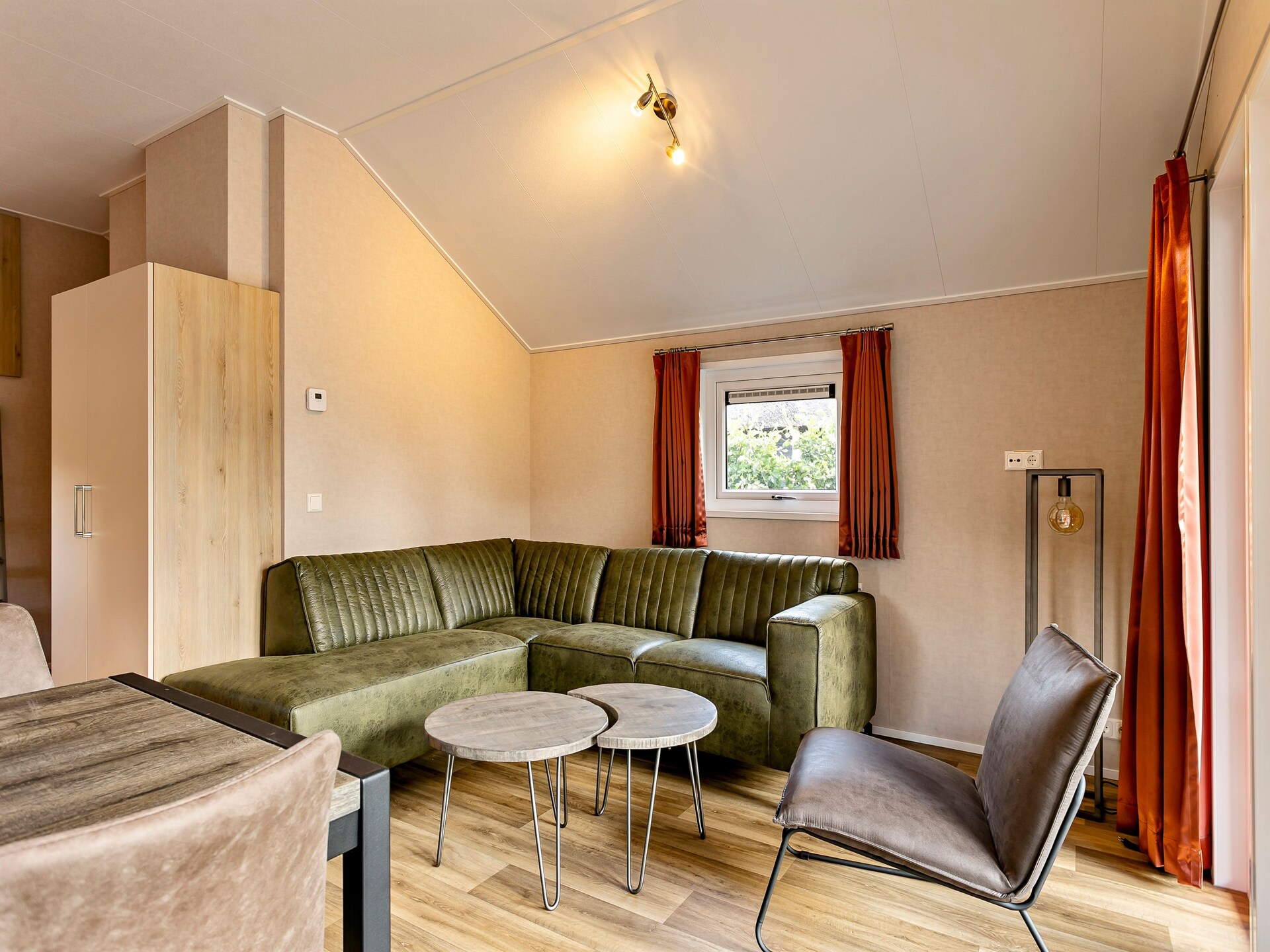 Vrijstaand waterchalet voor 6 personen op Recreatiepark Tolplas in Hoge Hexel - foto 11