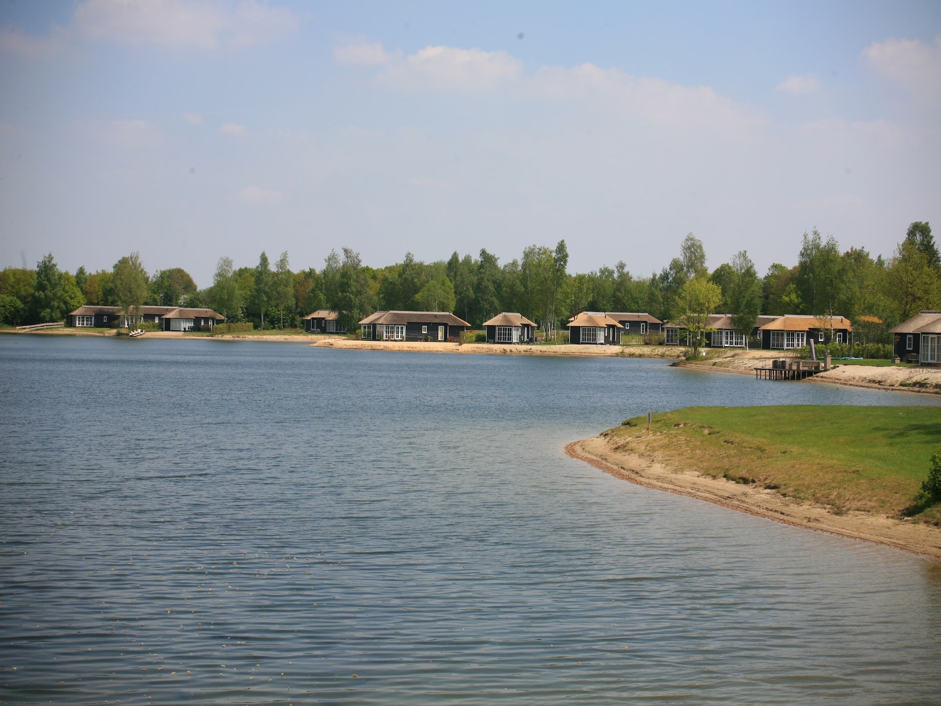 Vrijstaand waterchalet voor 6 personen op Recreatiepark Tolplas in Hoge Hexel - foto 27