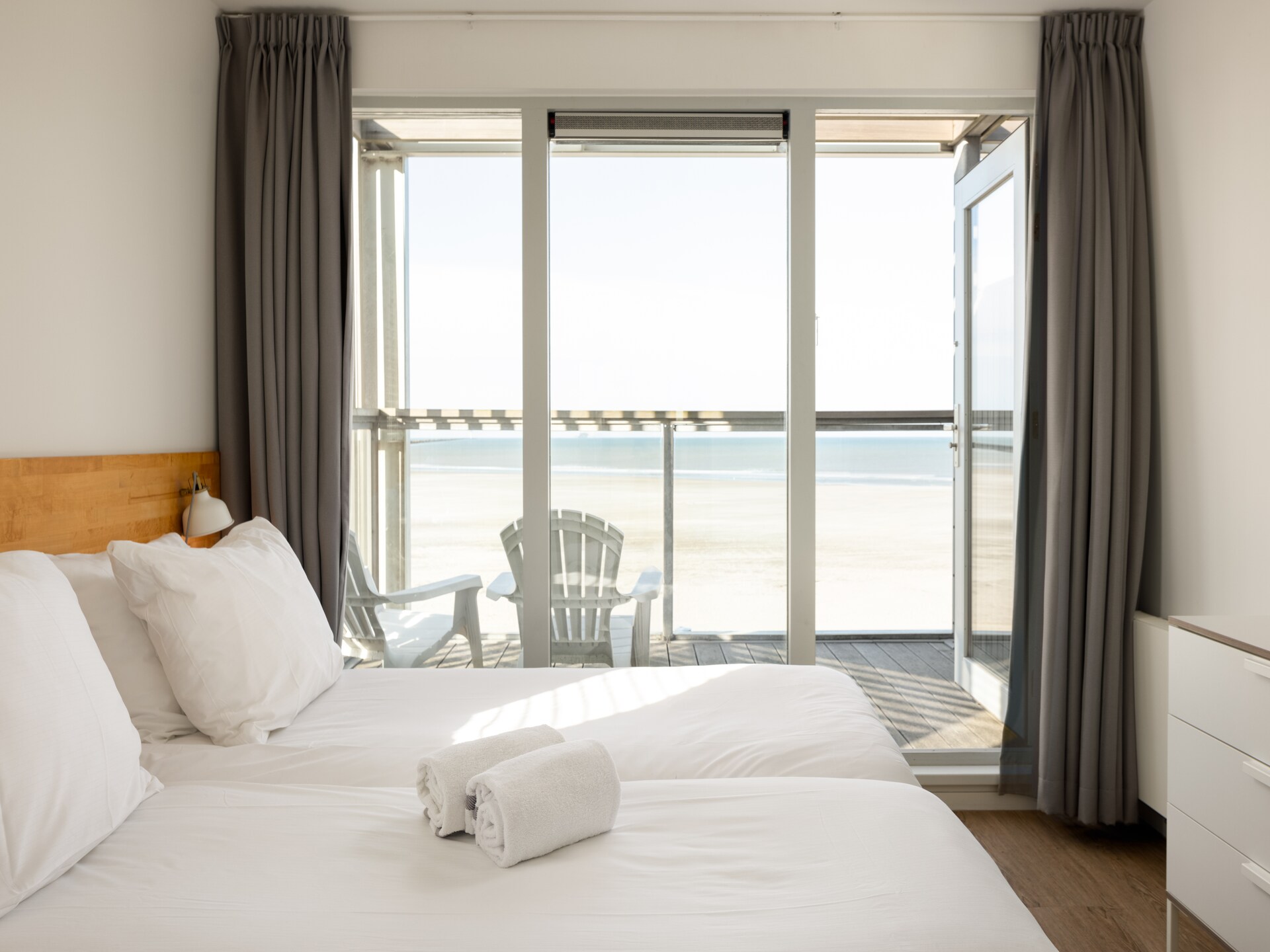 Strandhuis op het Noordzeestrand van Hoek van Holland voor 6 personen - foto 5