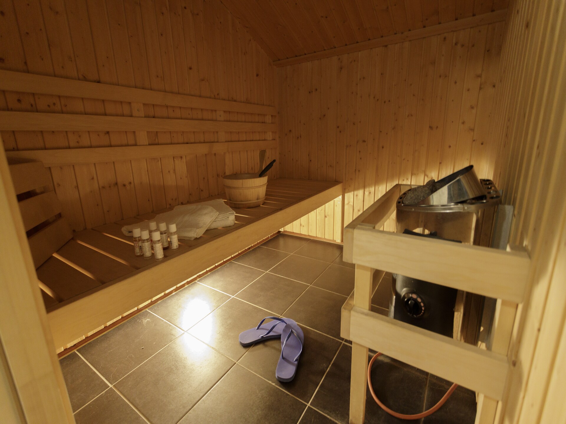Penthouse voor 10 personen met privé-sauna en jacuzzi in Heimbach, Eifel - foto 37