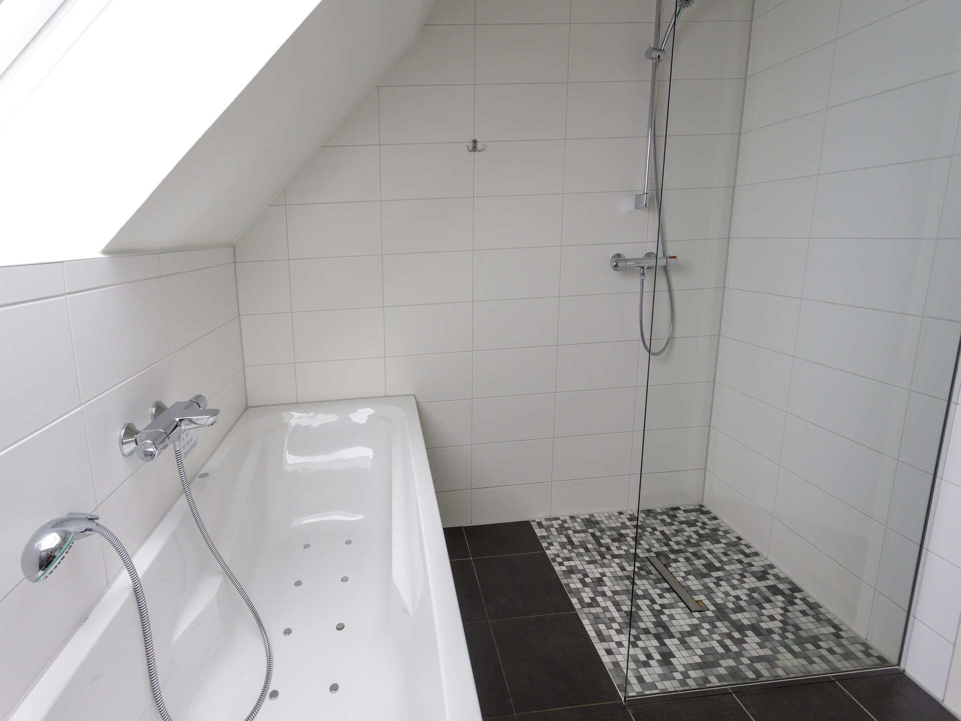 Vrijstaande villa met sauna en uitzicht op de Rursee in Heimbach - foto 17