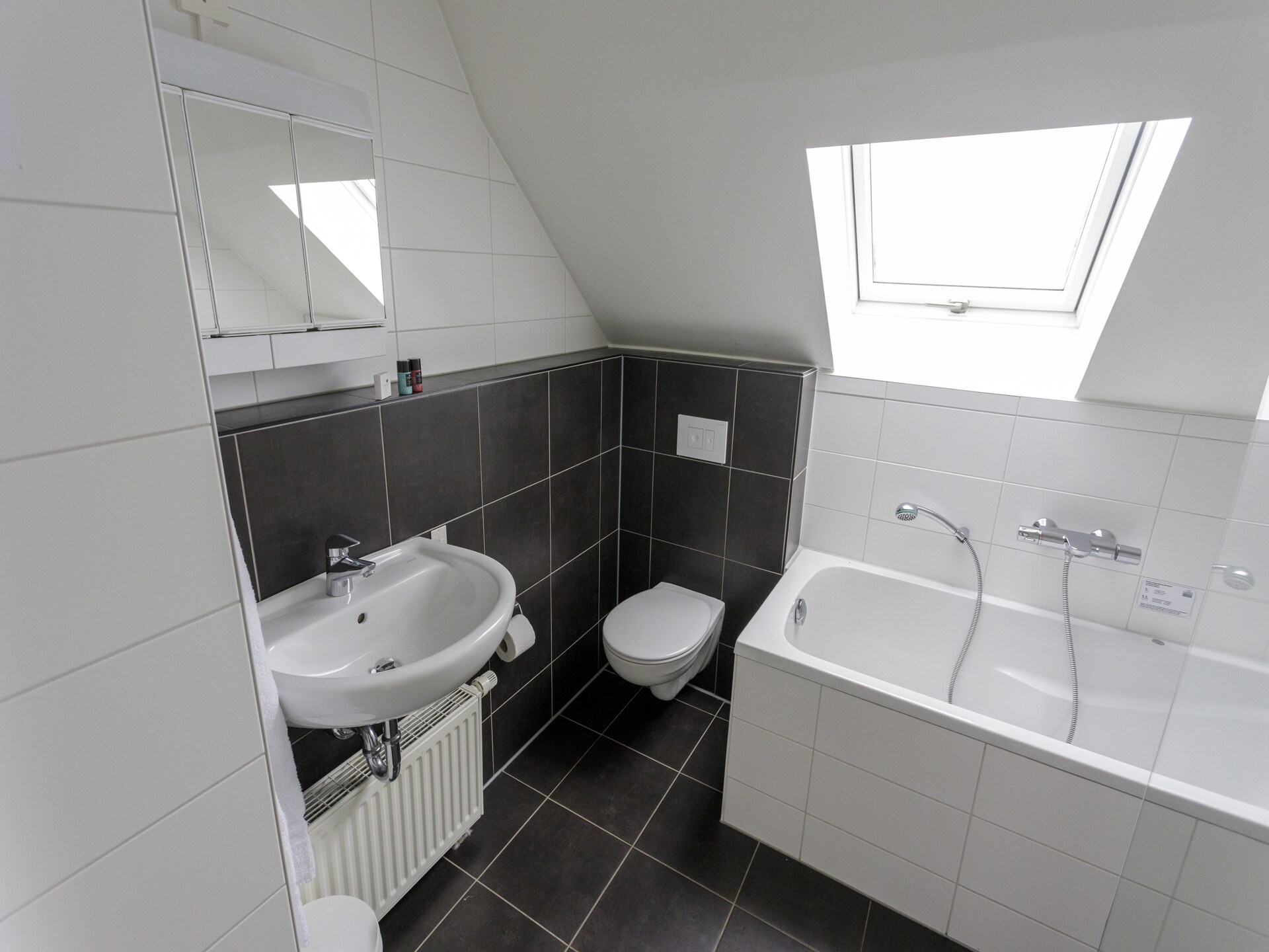 Vrijstaande villa met sauna en uitzicht op de Rursee in Heimbach - foto 18