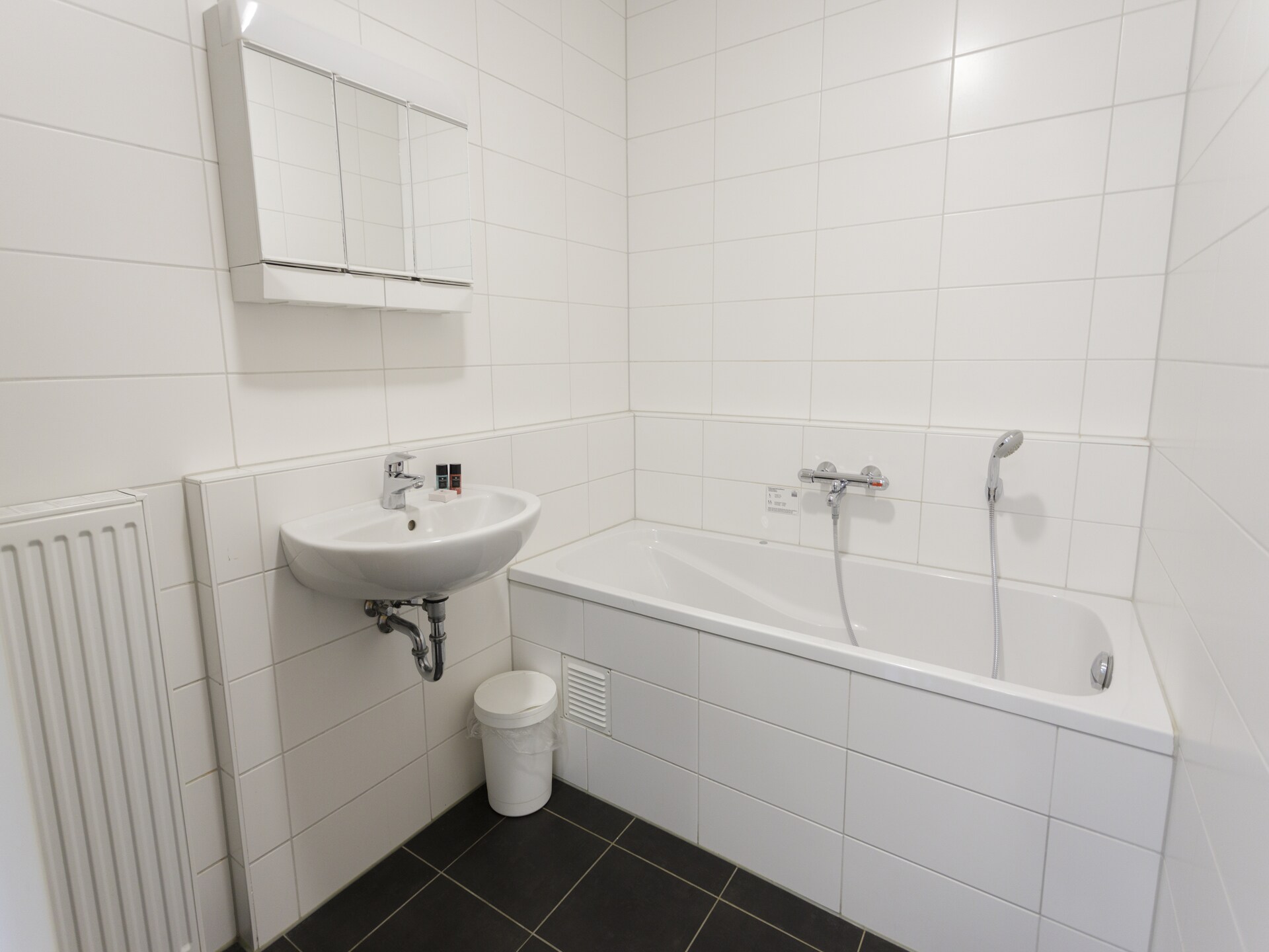 Ruime villa voor 8 in vakantiepark Eifeler Tor, Heimbach - foto 14