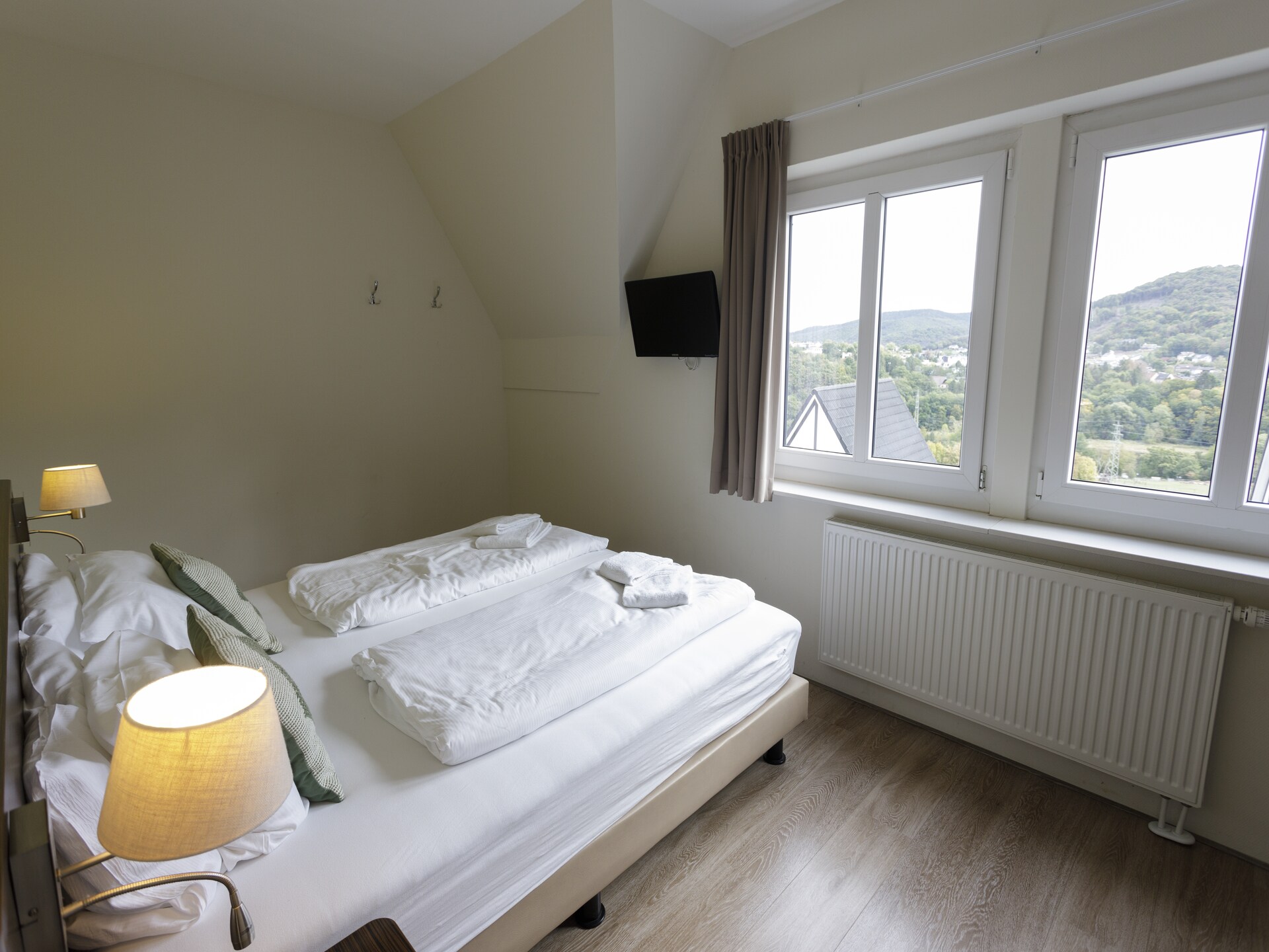 Ruime villa voor 8 in vakantiepark Eifeler Tor, Heimbach - foto 12
