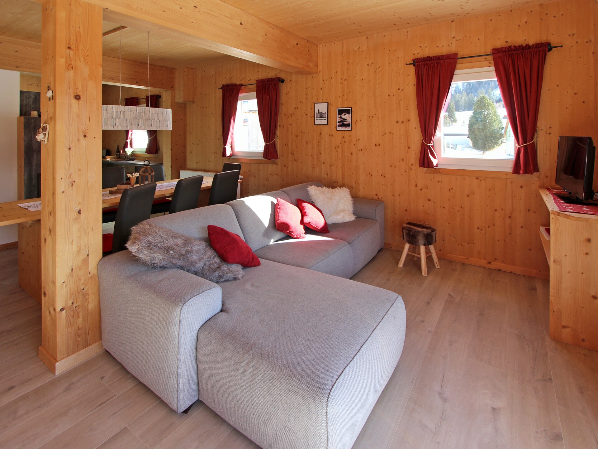 Aan de piste: Luxe chalet voor 8 personen in Hohentauern - foto 1