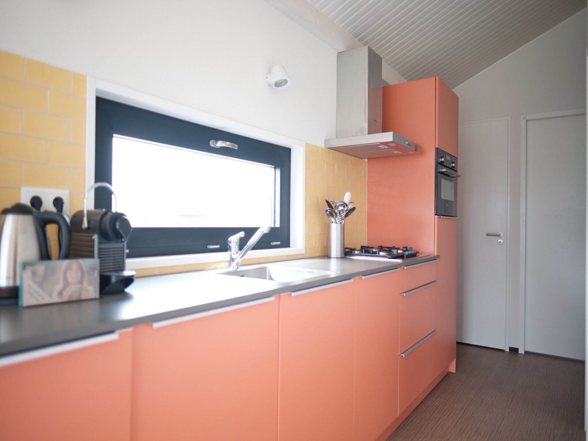 Moderne lodge op 500m van strand, hondvriendelijk vakantiepark - foto 8