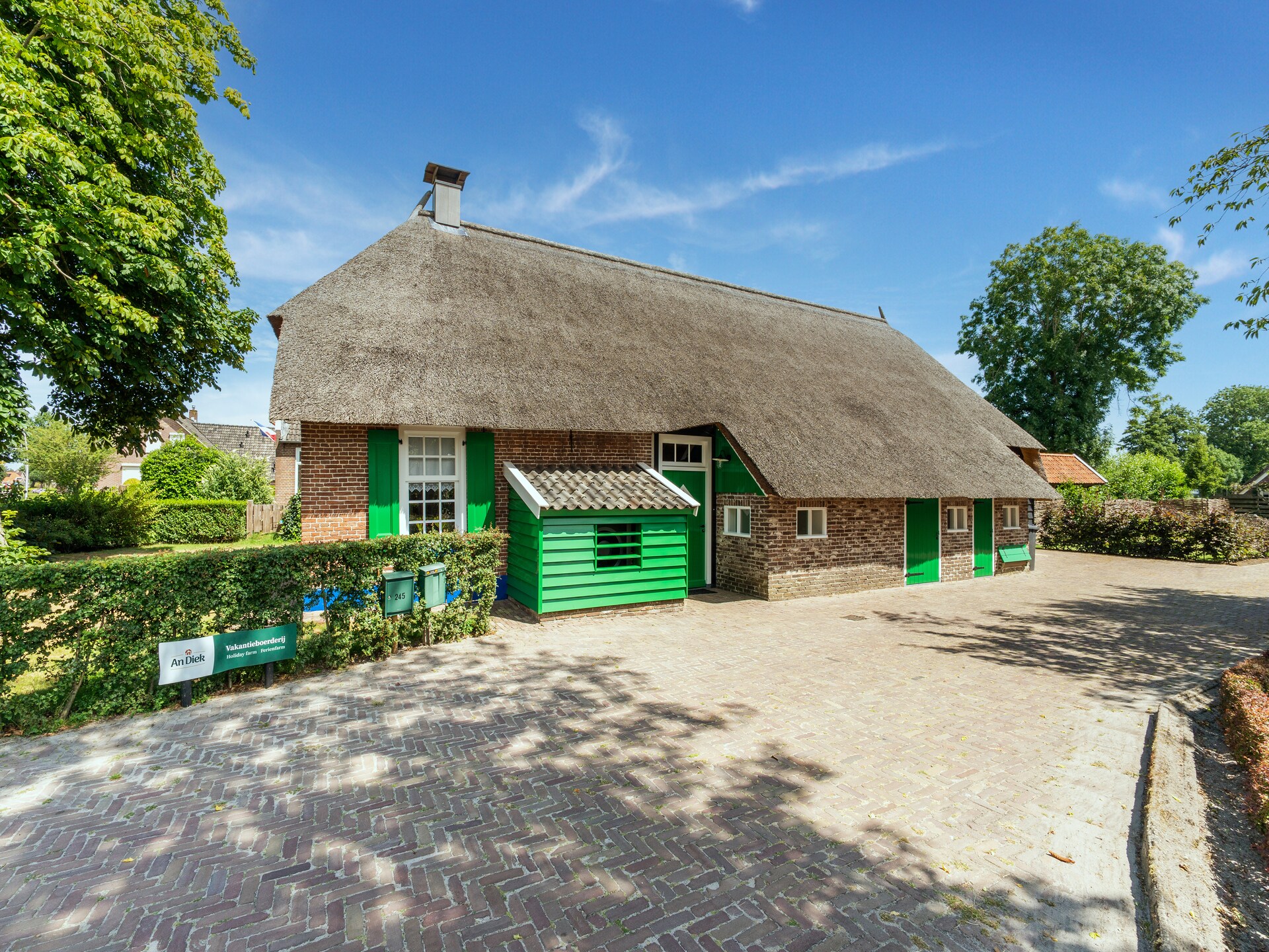 Monumentale woonboerderij (1850) met privésauna in Rouveen, Staphorst - foto 7