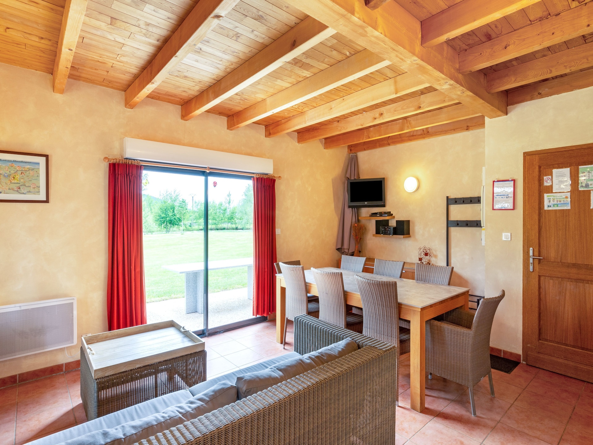 8-persoons vakantiehuis Le Lac Bleu in Lacapelle-Marival - foto 6