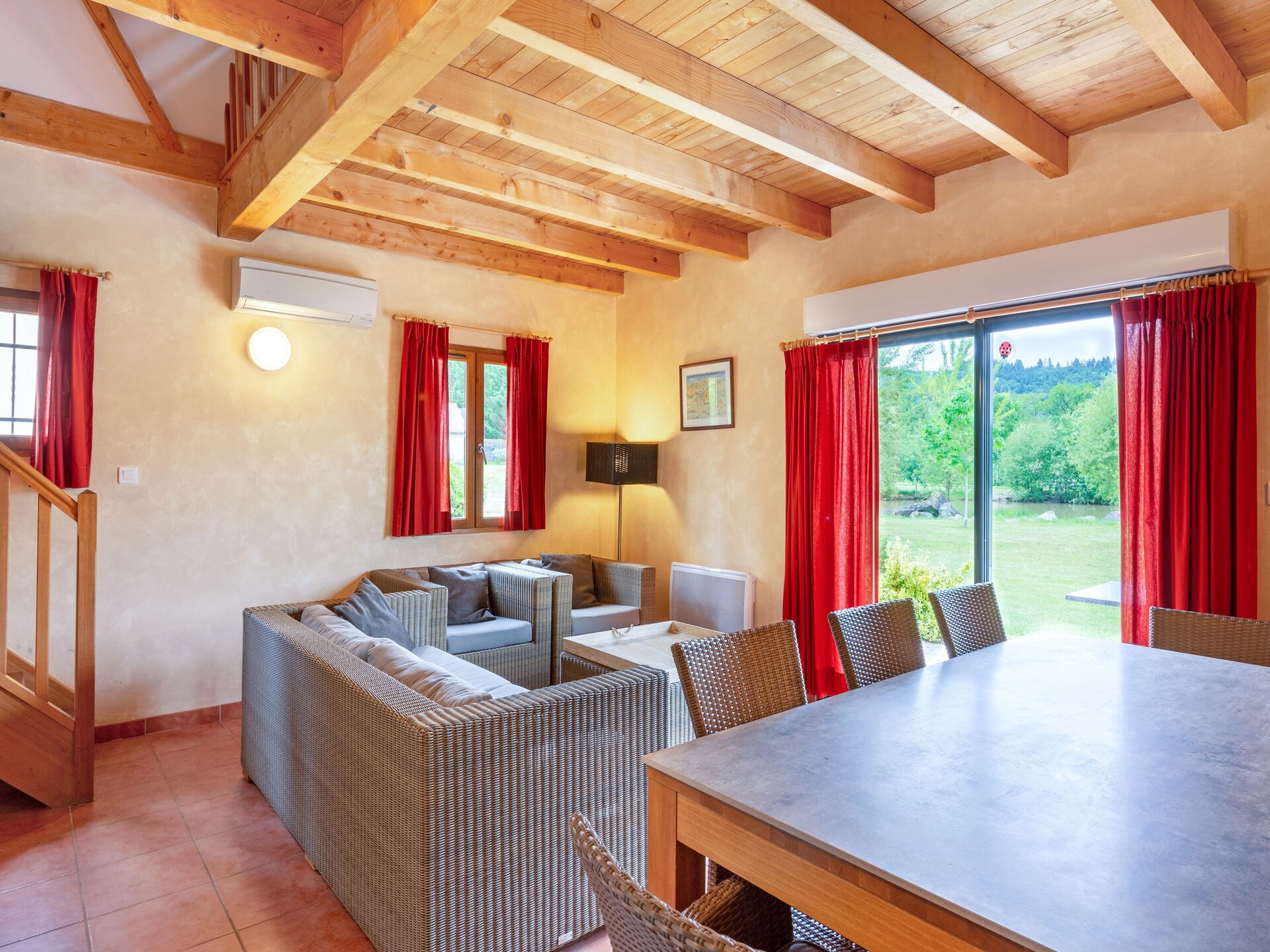 8-persoons vakantiehuis Le Lac Bleu in Lacapelle-Marival - foto 7