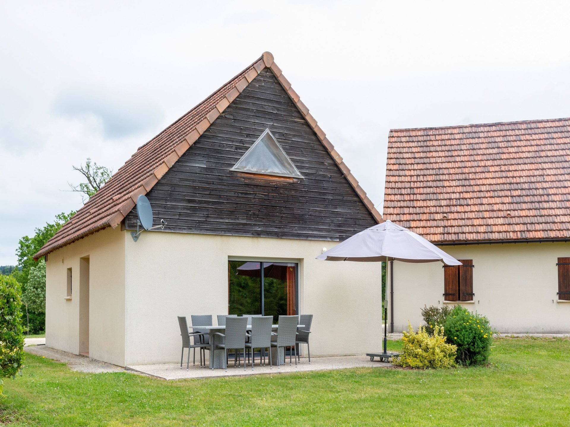 8-persoons vakantiehuis Le Lac Bleu in Lacapelle-Marival - foto 1