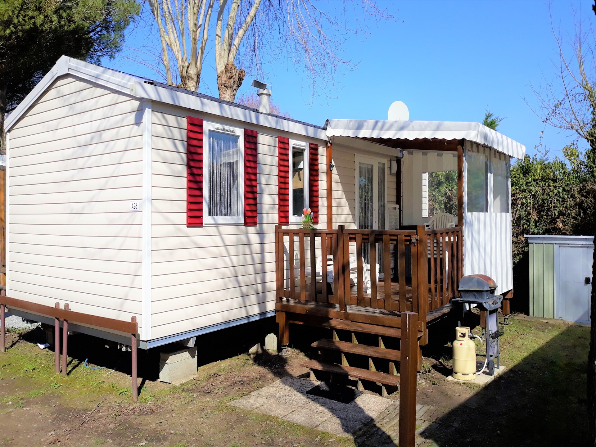 Op 1,5 km van het strand: Comfortabel chalet in Saint Jean de Monts - foto 1