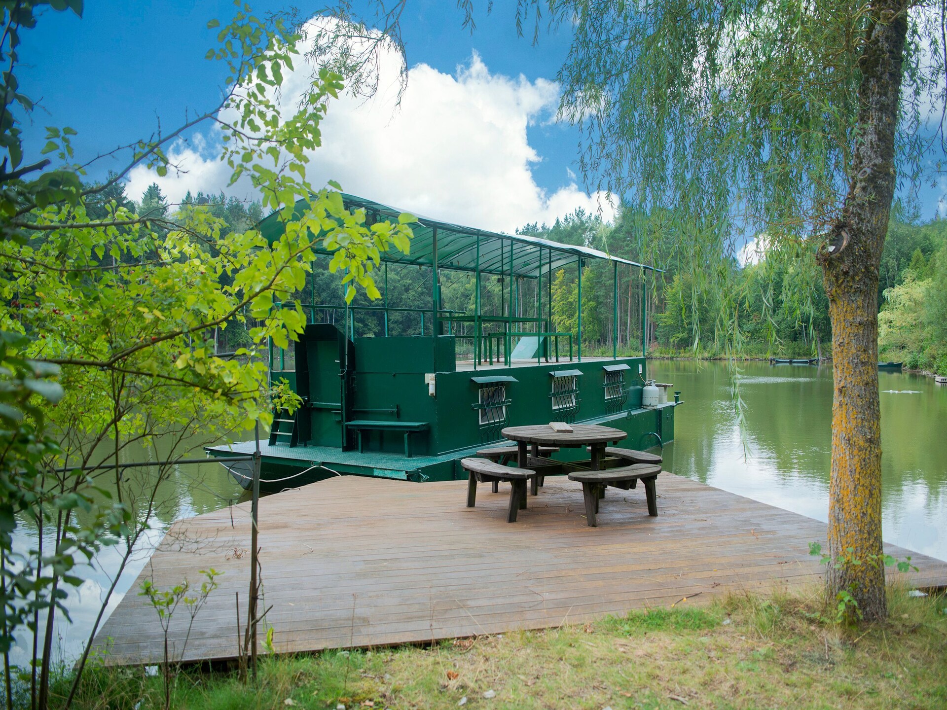 Unieke woonboot aan privémeer met dakterras en vismogelijkheden in Florennes - foto 7