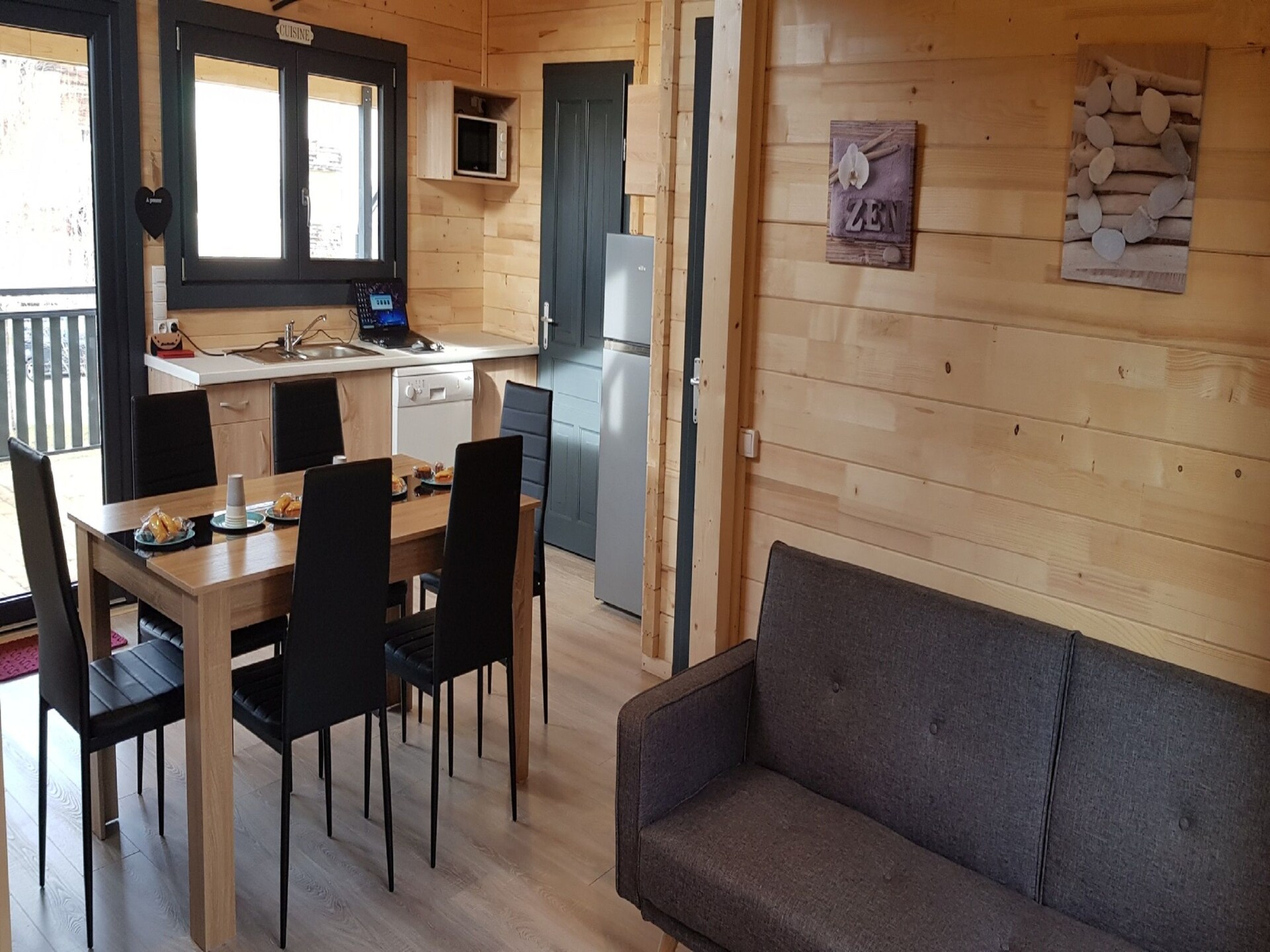Authentiek chalet voor 7 aan de skipiste in Saint-Laurent-en-Grandvaux - foto 8