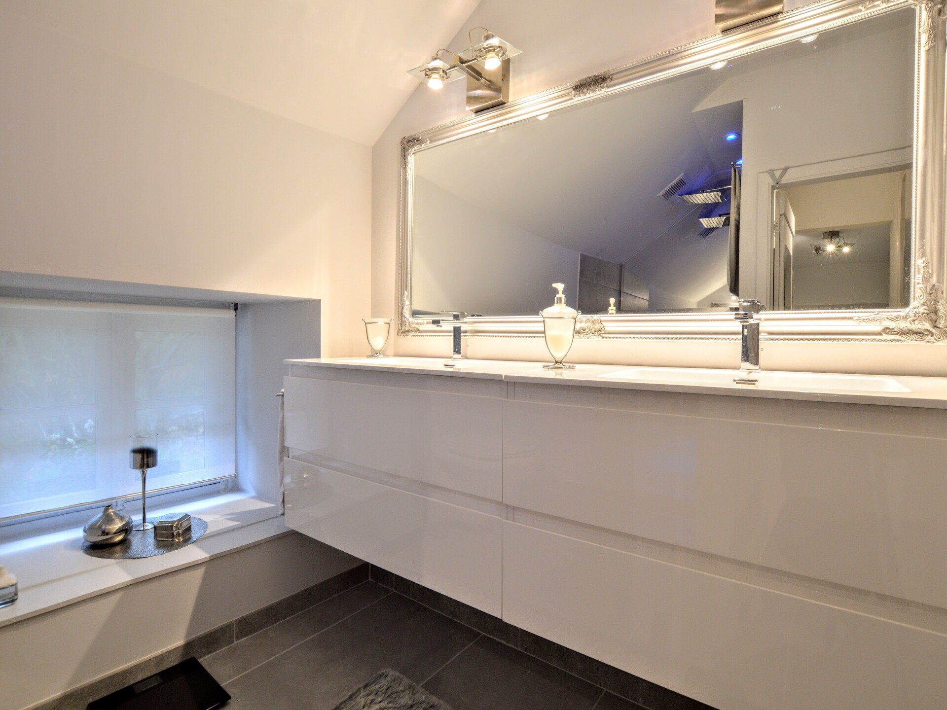 Stijlvol vakantiehuis met privézwembad nabij Spa - foto 16