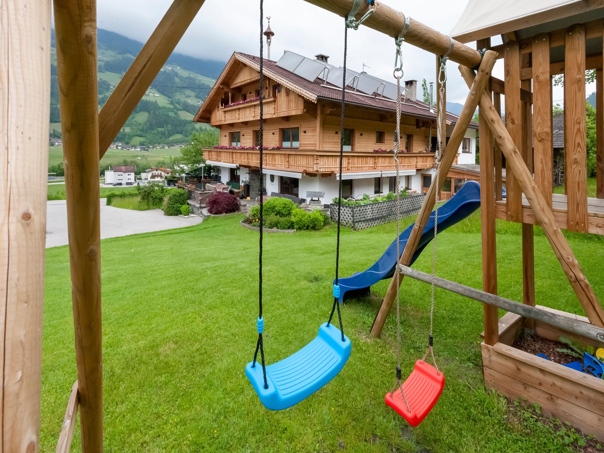 Gerenoveerd groepsverblijf voor 18 personen in Ramsau im Zillertal met wellness - foto 26