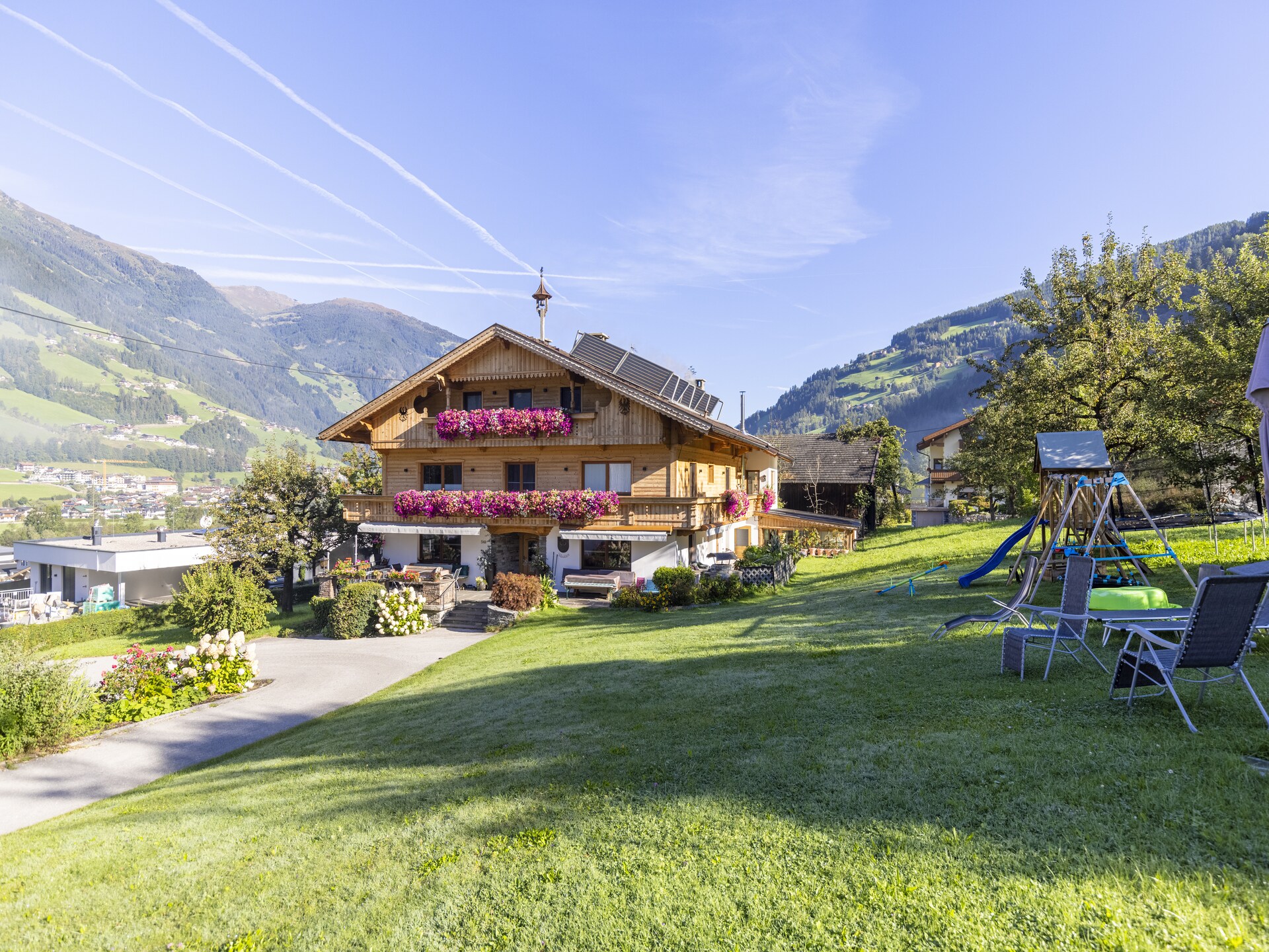 Gerenoveerd groepsverblijf voor 18 personen in Ramsau im Zillertal met wellness - foto 2