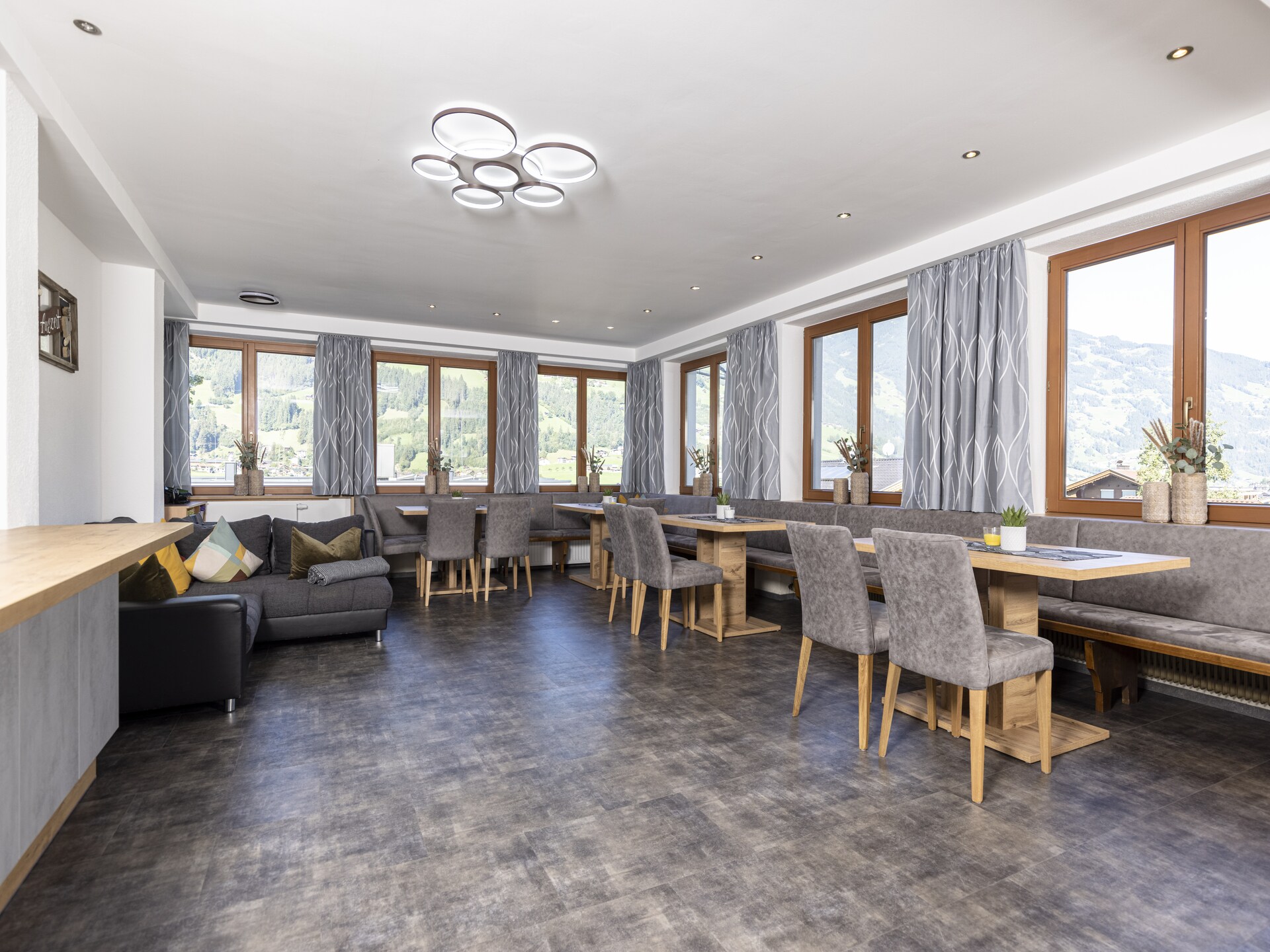 Gerenoveerd groepsverblijf voor 18 personen in Ramsau im Zillertal met wellness - foto 4