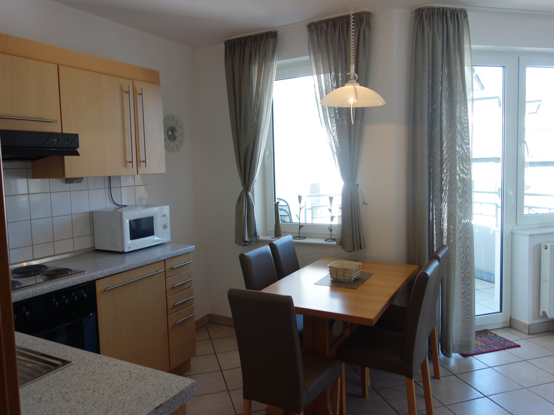 Centraal appartement in Willingen met uitzicht op het Ittertal, vlakbij de piste - foto 3