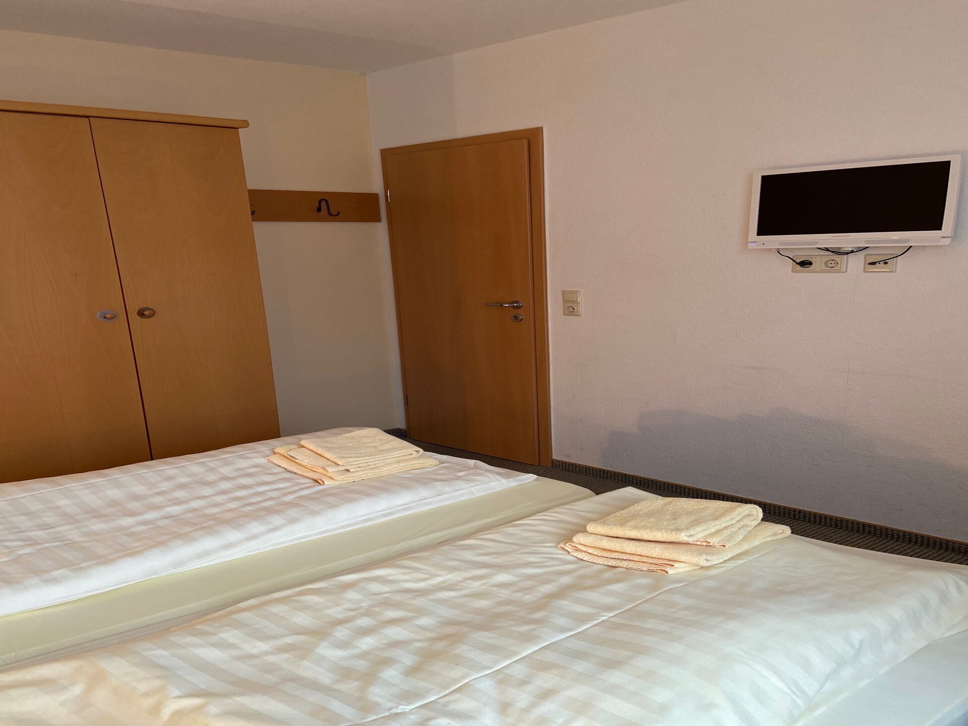 Centraal appartement in Willingen met uitzicht op het Ittertal, vlakbij de piste - foto 15