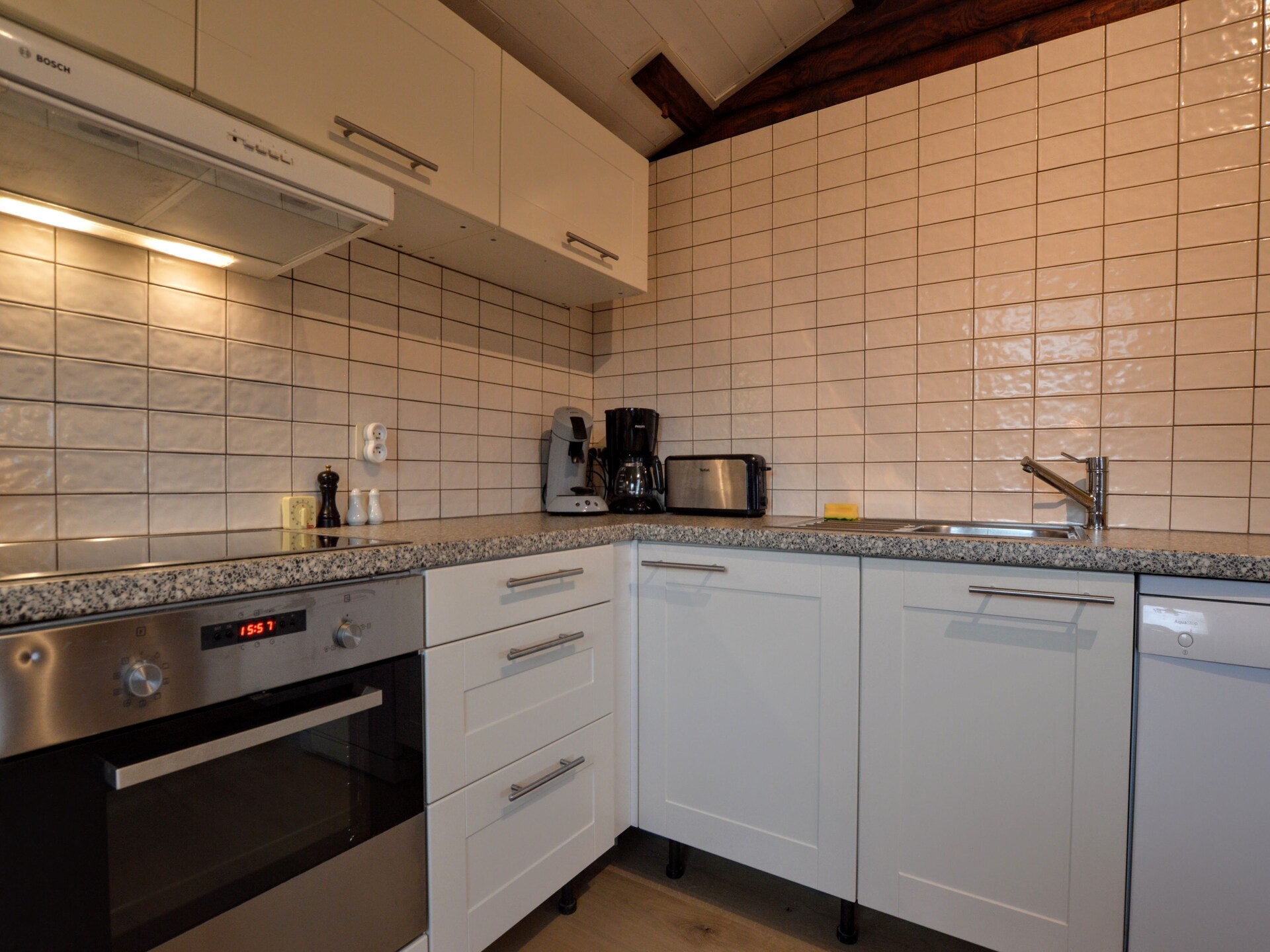 Authentiek 3-persoons chalet met pizza-oven in Tenneville - foto 15