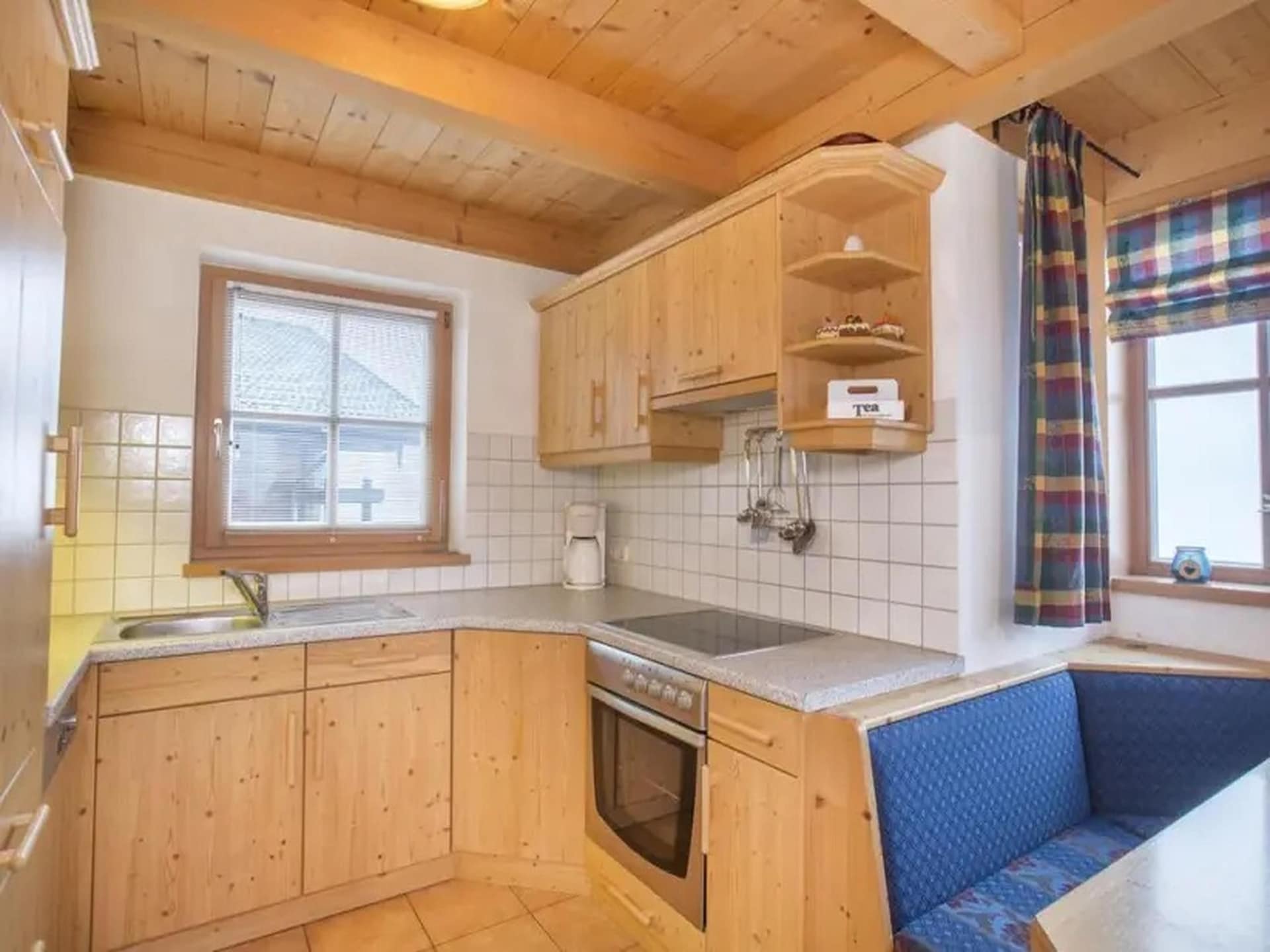 Centraal gelegen chalet aan de piste in Wald-Königsleiten · 8 pers. - foto 16