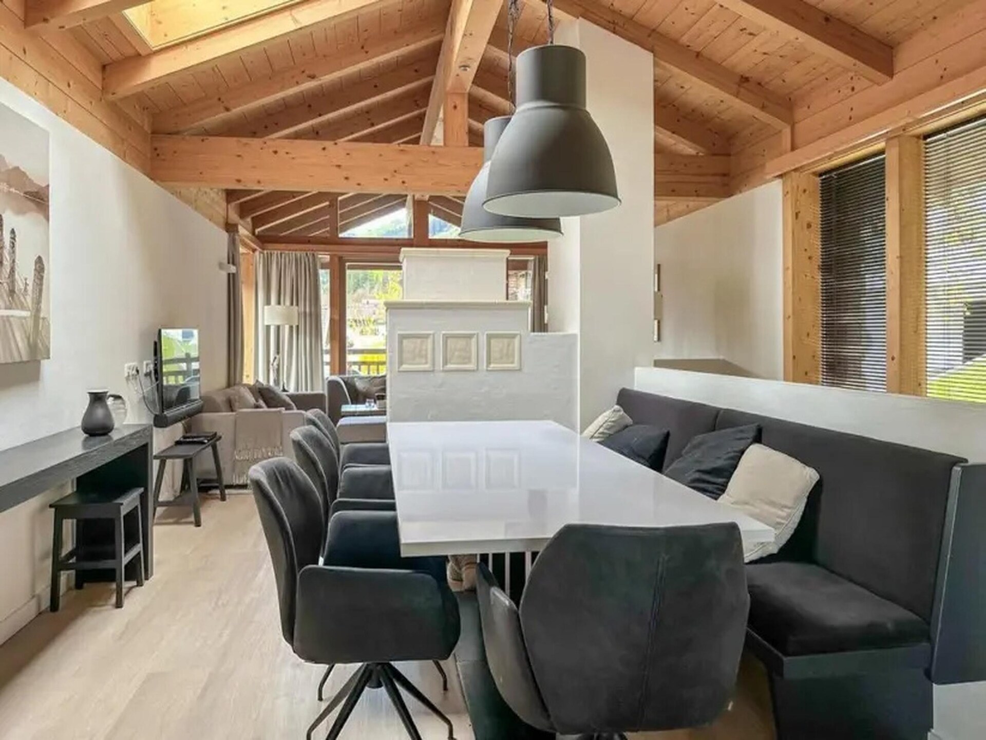 Centraal gelegen chalet aan de piste in Wald-Königsleiten - foto 3