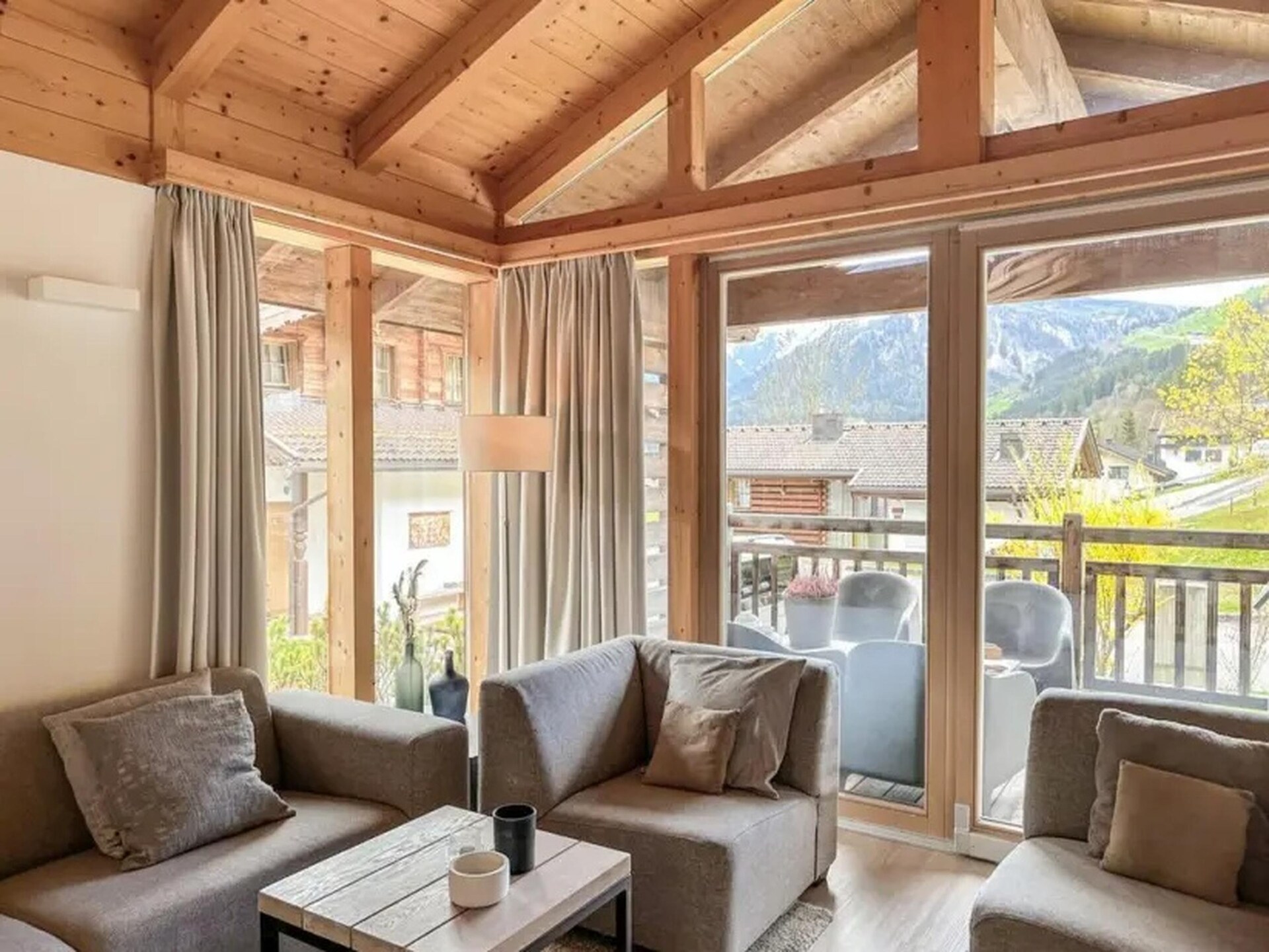 Centraal gelegen chalet aan de piste in Wald-Königsleiten - foto 12