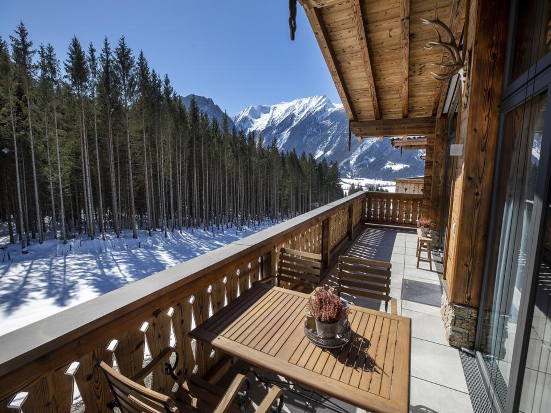 Luxe chalet aan de rand van Neukirchen met sauna en bergzicht - foto 46