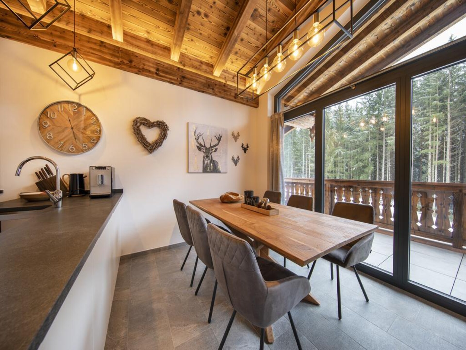 Luxe chalet aan de rand van Neukirchen met sauna en bergzicht - foto 26