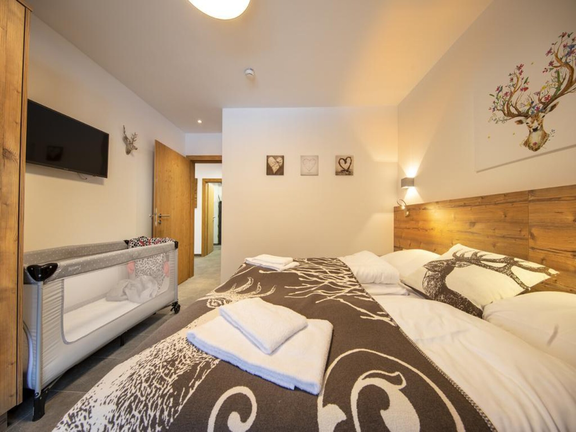 Luxe chalet aan de rand van Neukirchen met sauna en bergzicht - foto 31