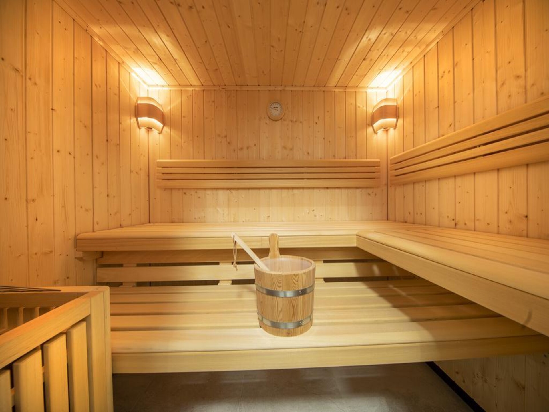 Luxe chalet aan de rand van Neukirchen met sauna en bergzicht - foto 51