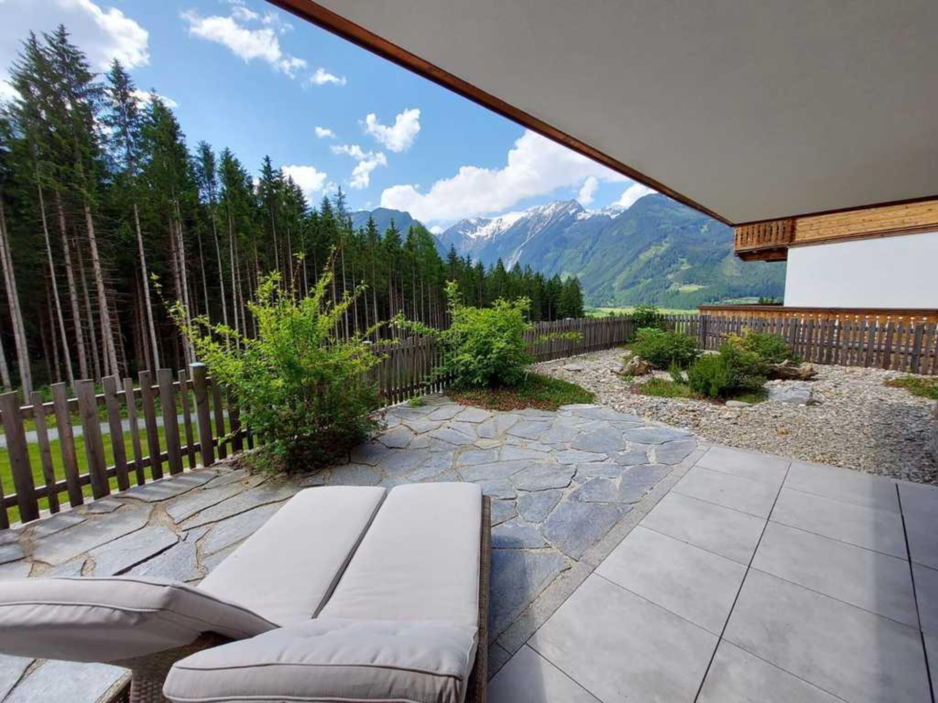 Luxe chalet direct aan de piste in Neukirchen am Großvenediger - foto 32