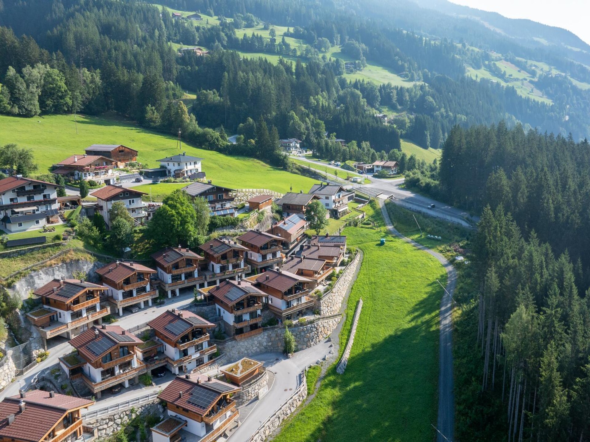 Luxe chalet direct aan de piste in Neukirchen am Großvenediger - foto 41