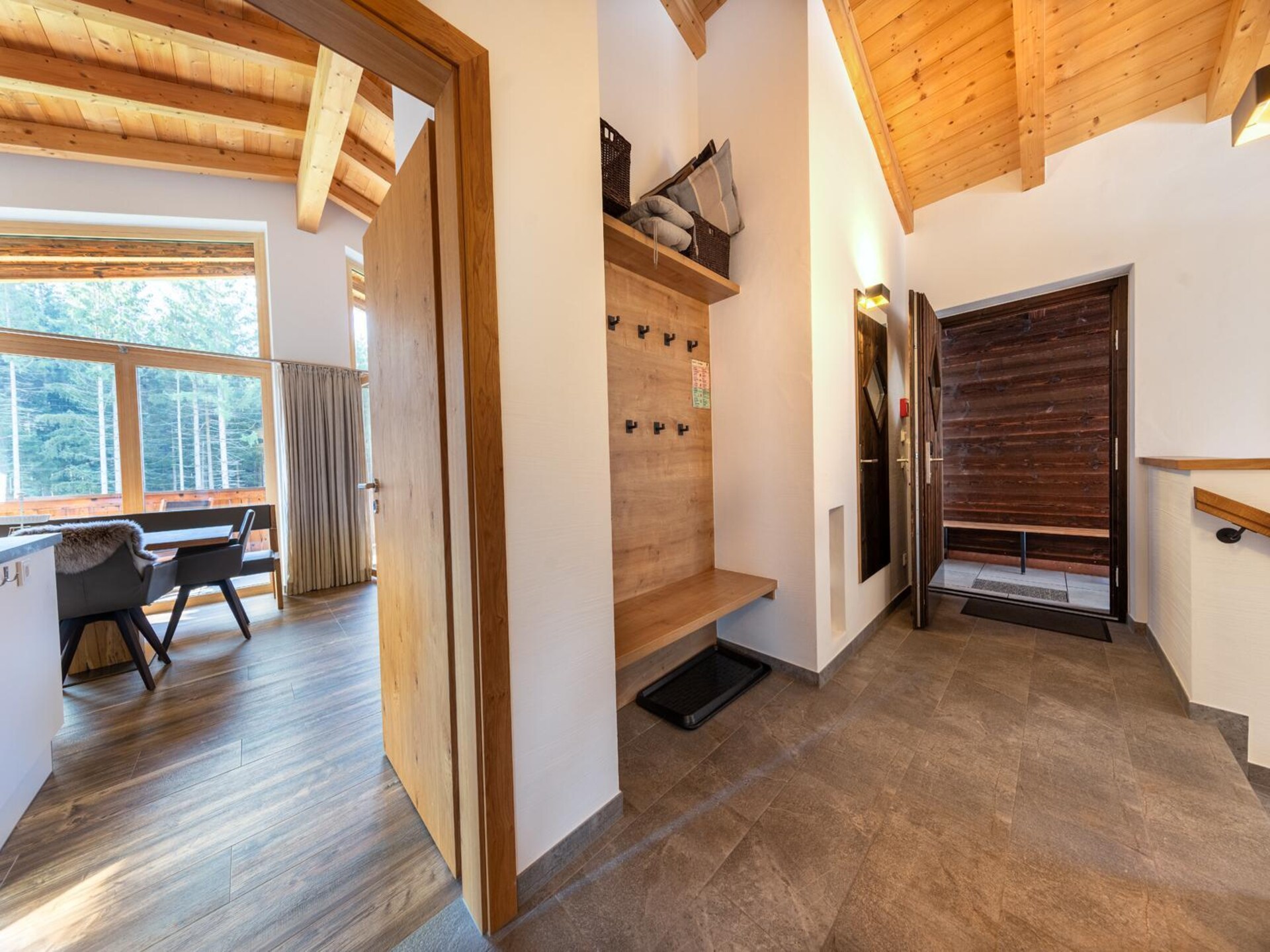 Luxe chalet direct aan de piste in Neukirchen am Großvenediger - foto 19