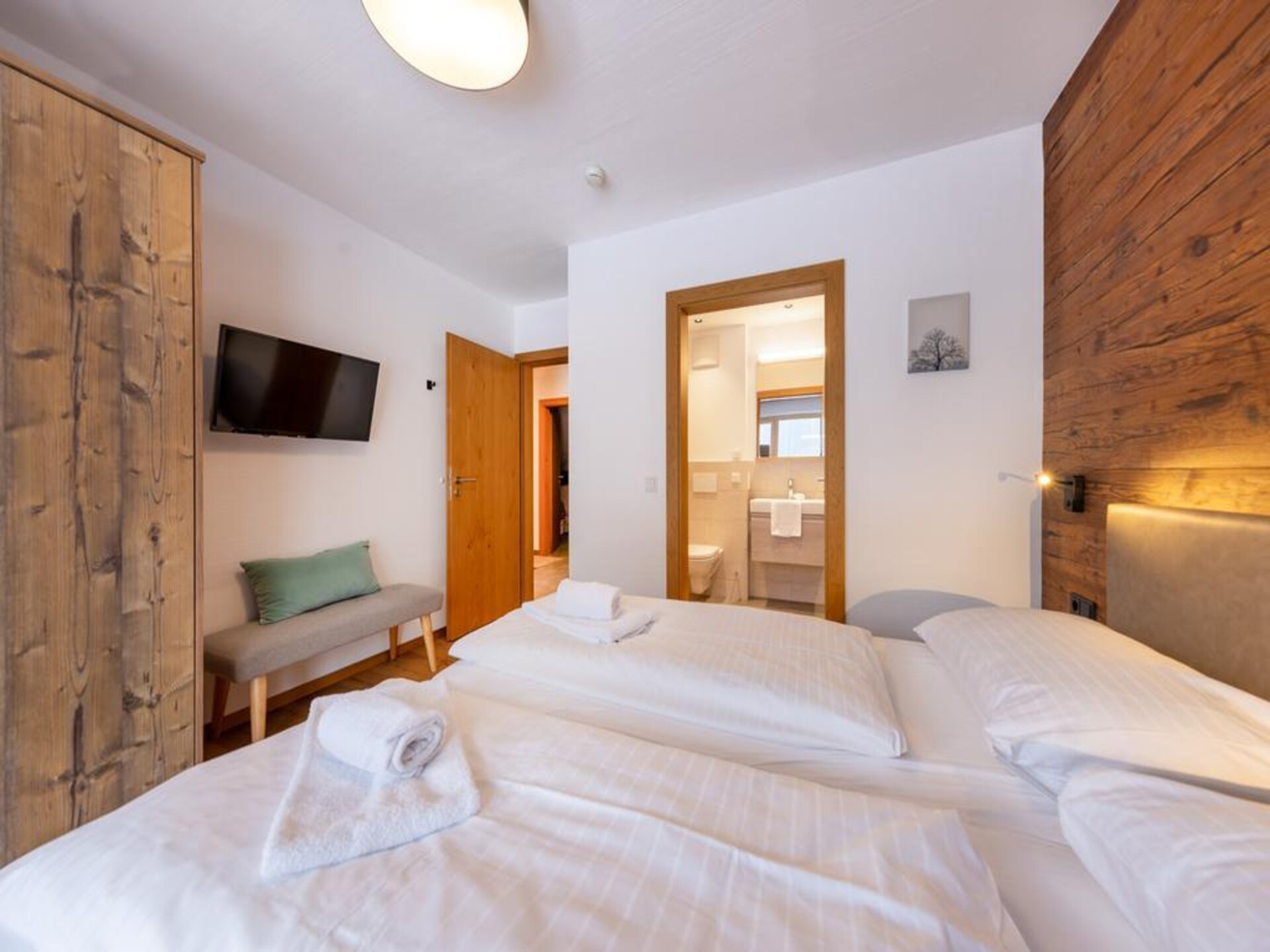 Luxe chalet direct aan de piste in Neukirchen am Großvenediger - foto 26
