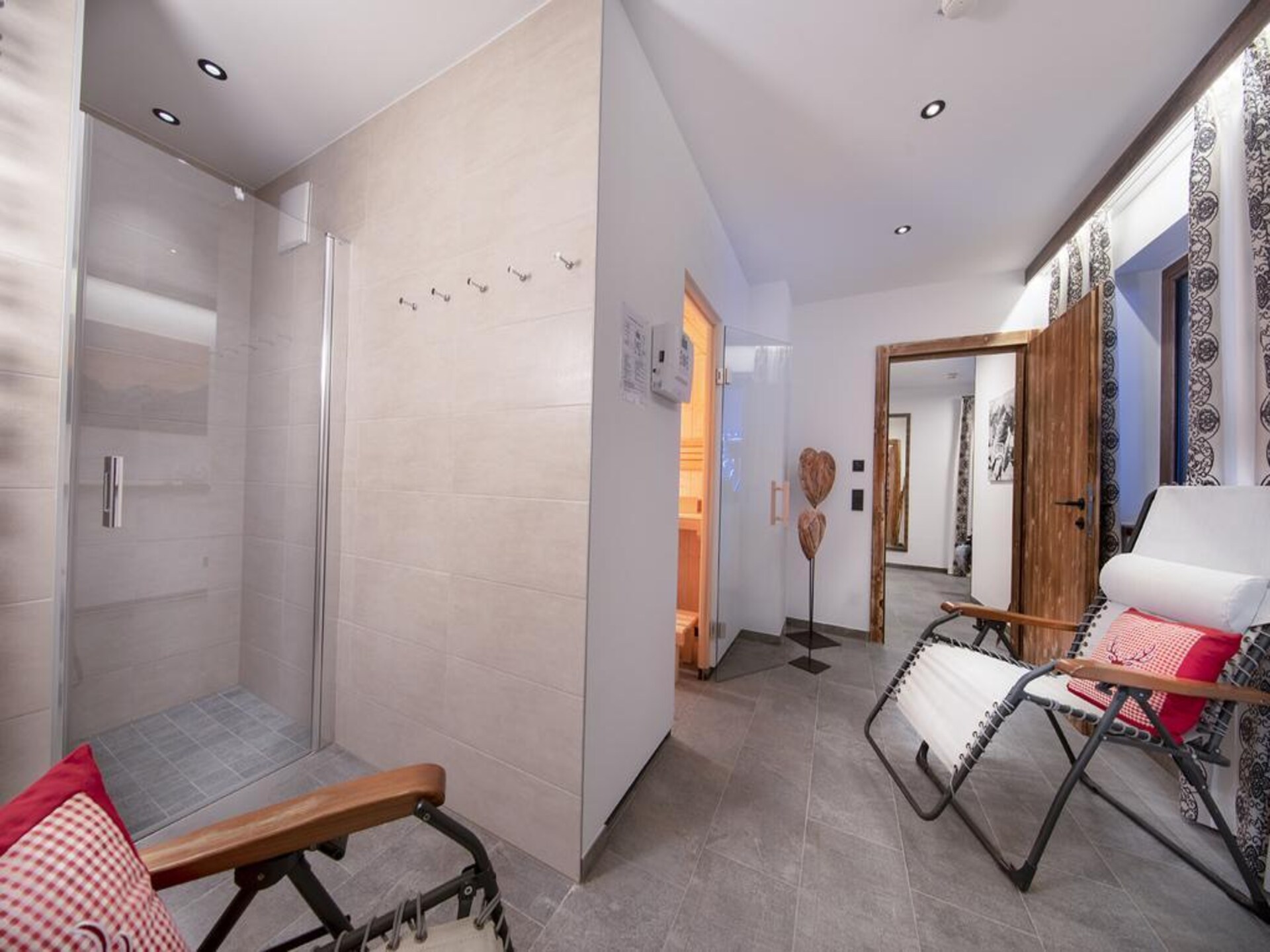 Luxe chalet Jagdhausspitze: ski-in/ski-out aan de piste in Neukirchen - foto 28