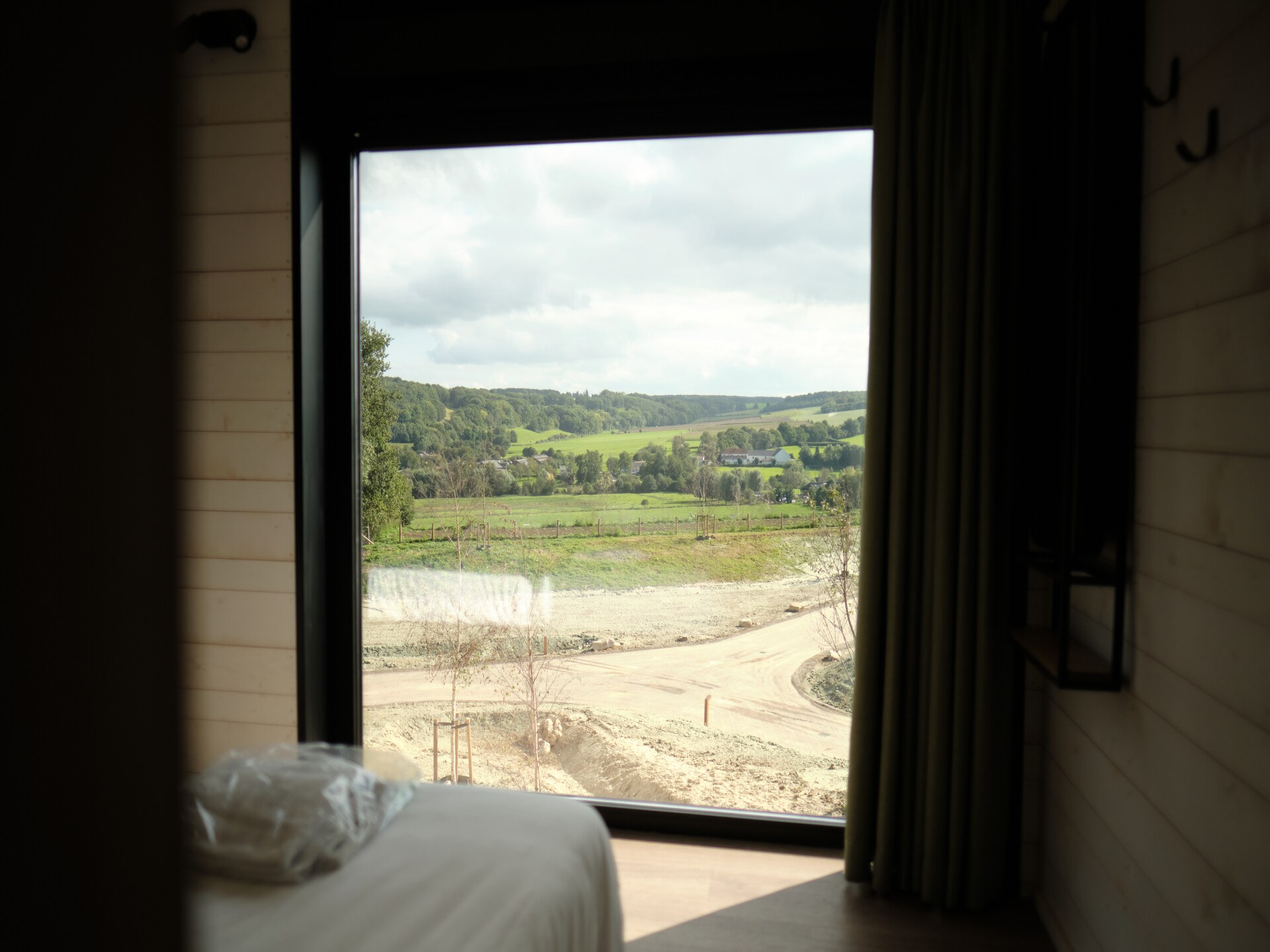 Moderne kubuslodge met panoramisch uitzicht in Resort Gulpen - foto 8