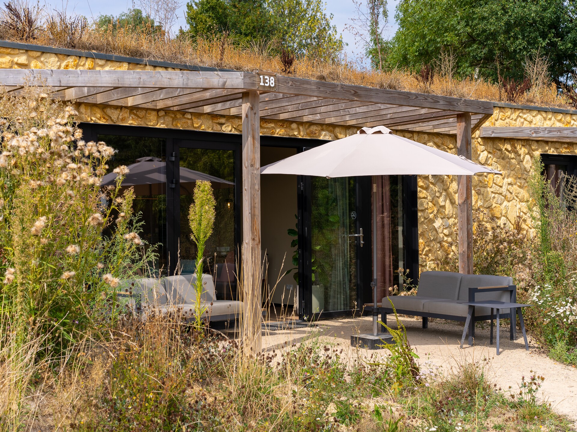 Moderne lodge aan de voet van de Gulpenerberg met tuin en huisdieren welkom - foto 12