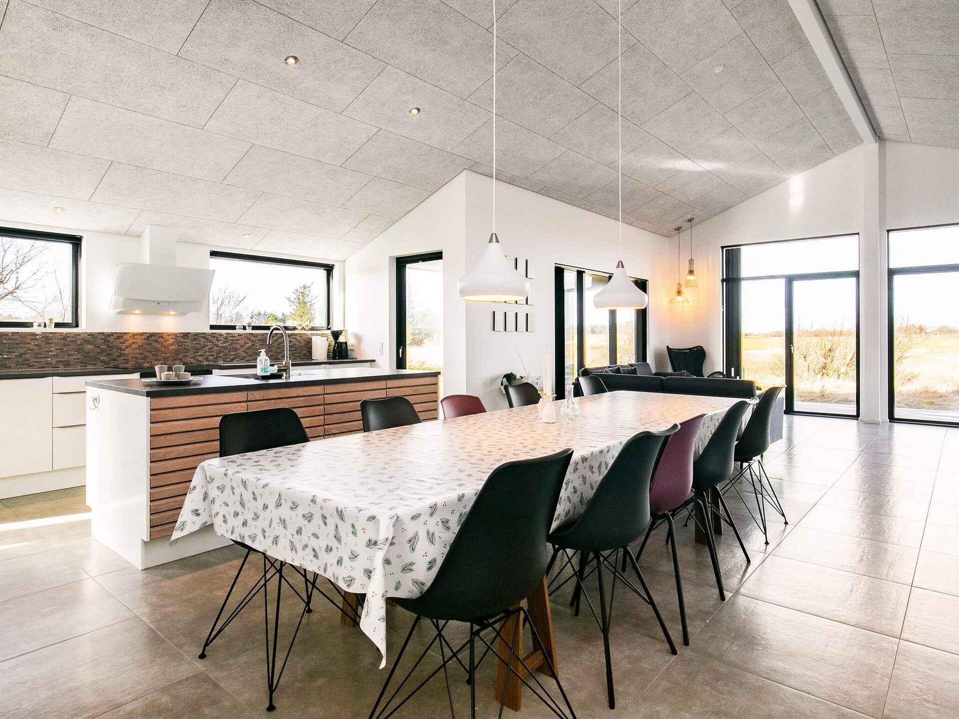 Op 900 m van zee: ruim vakantiehuis in Løkken voor 10 personen · 196 m² - foto 10