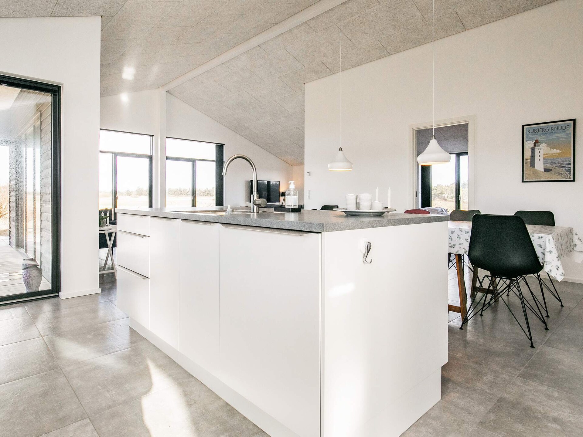 Op 900 m van zee: ruim vakantiehuis in Løkken voor 10 personen · 196 m² - foto 15