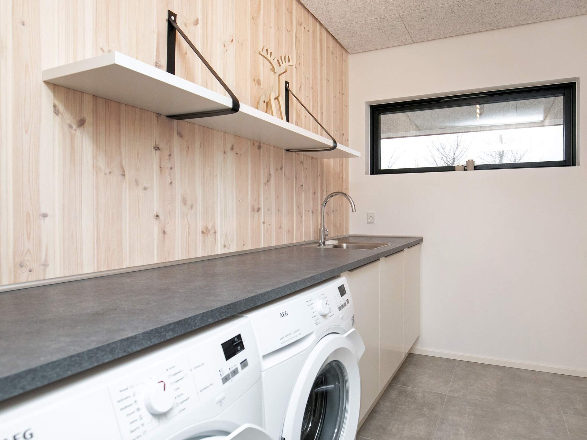 Op 900 m van zee: ruim vakantiehuis in Løkken voor 10 personen · 196 m² - foto 25