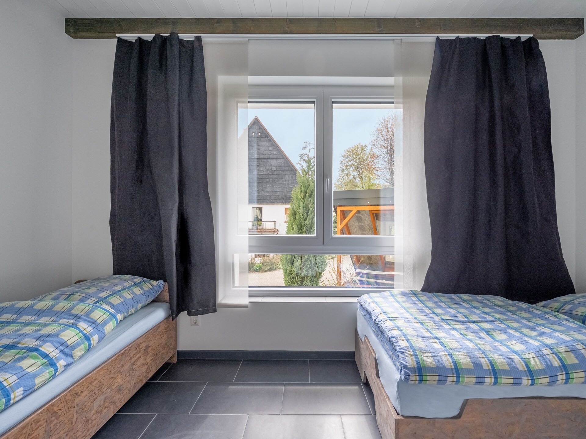 Duurzaam appartement in Herscheid-Sauerland met laadpaal en tuin - foto 12