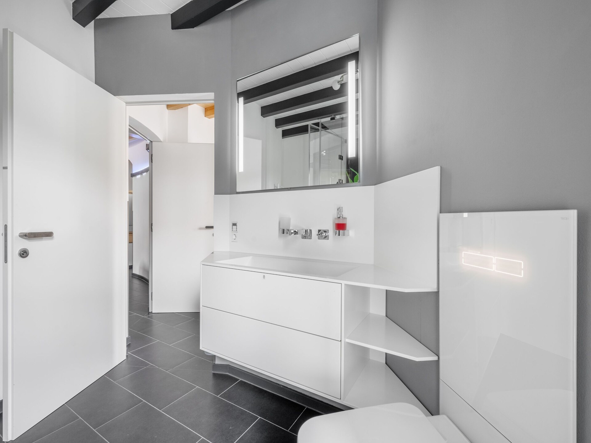 Duurzaam appartement in Herscheid-Sauerland met laadpaal en tuin - foto 23